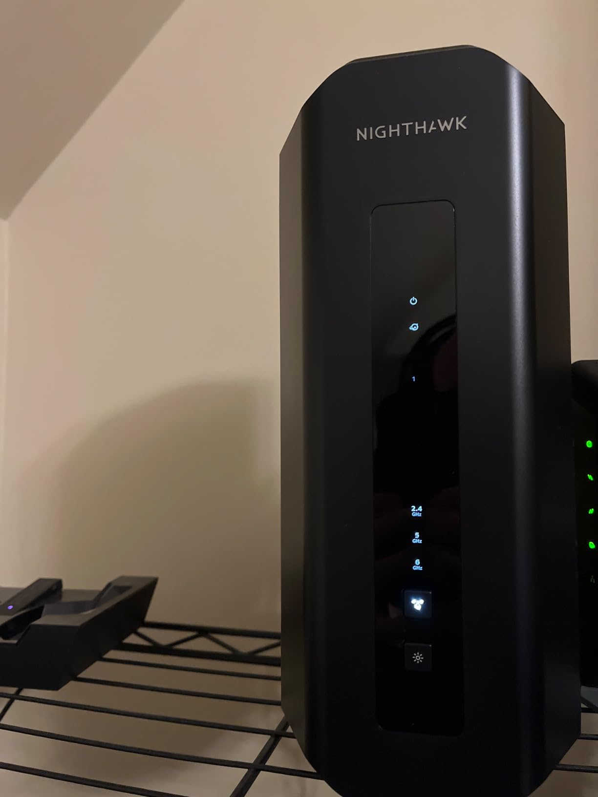 NETGEAR Nighthawk WiFi 7 Router RS700S, Up to 3,500 sq ft, 19 Gbps customer photo 1