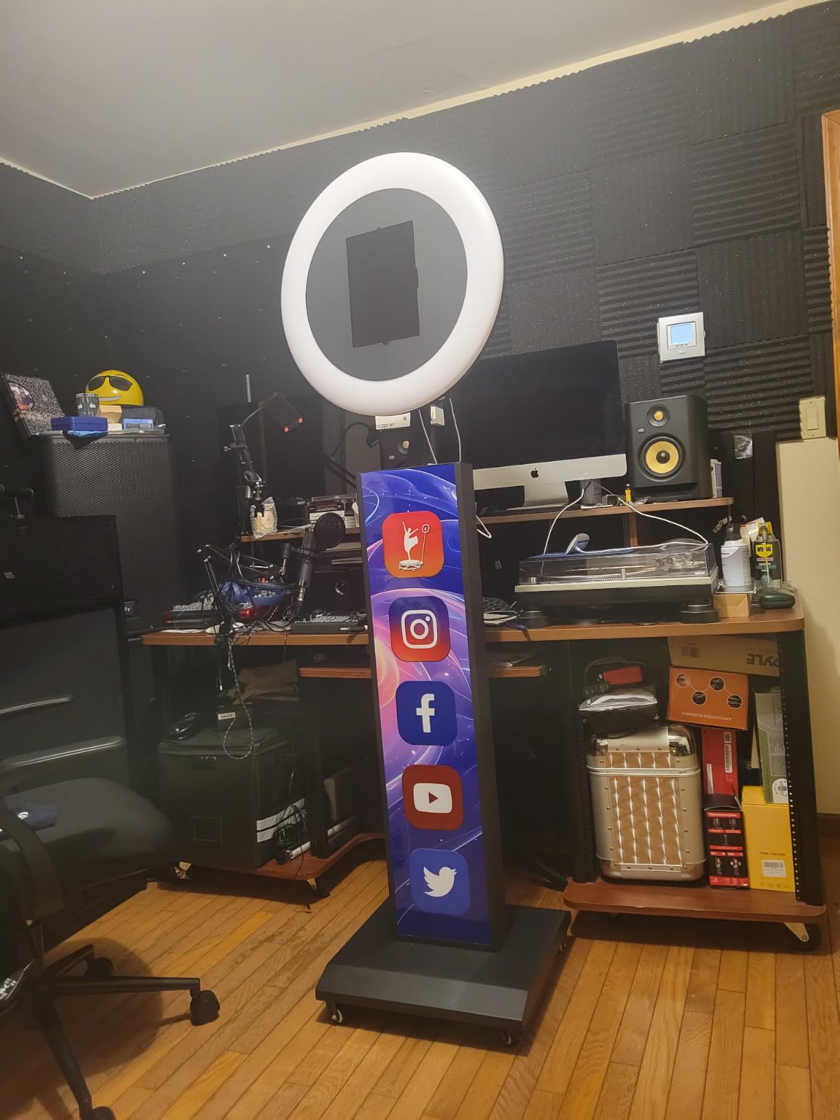 Portable Photo Booth Machine Compatible with Any Ipad,Black：Flight Case | RGB Ring Lights,Music Sync,Free Custom Logo,2 Months ChackTok VIP customer photo 1