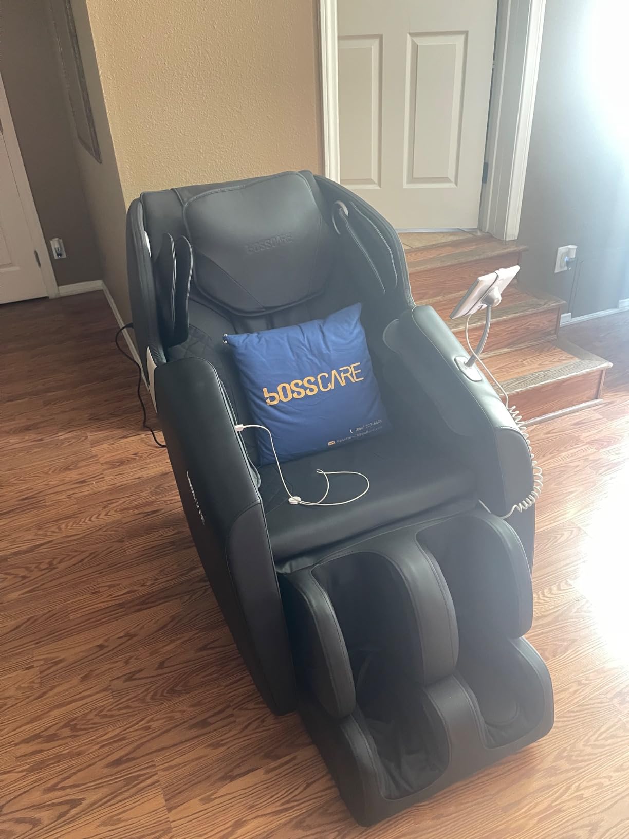2026 Massage Chair Full Body, AI APP Control Shiatsu Zero Gravity Massage Chair with Foot Roller, Back Calf Heated, Bluetooth Speaker, Relaxing Massaging Recliner for Friend Family customer photo 2