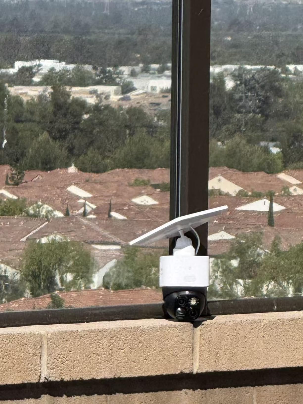 eufy Security SoloCam S340, 3K Dual-Lens Solar Security Camera customer photo 2