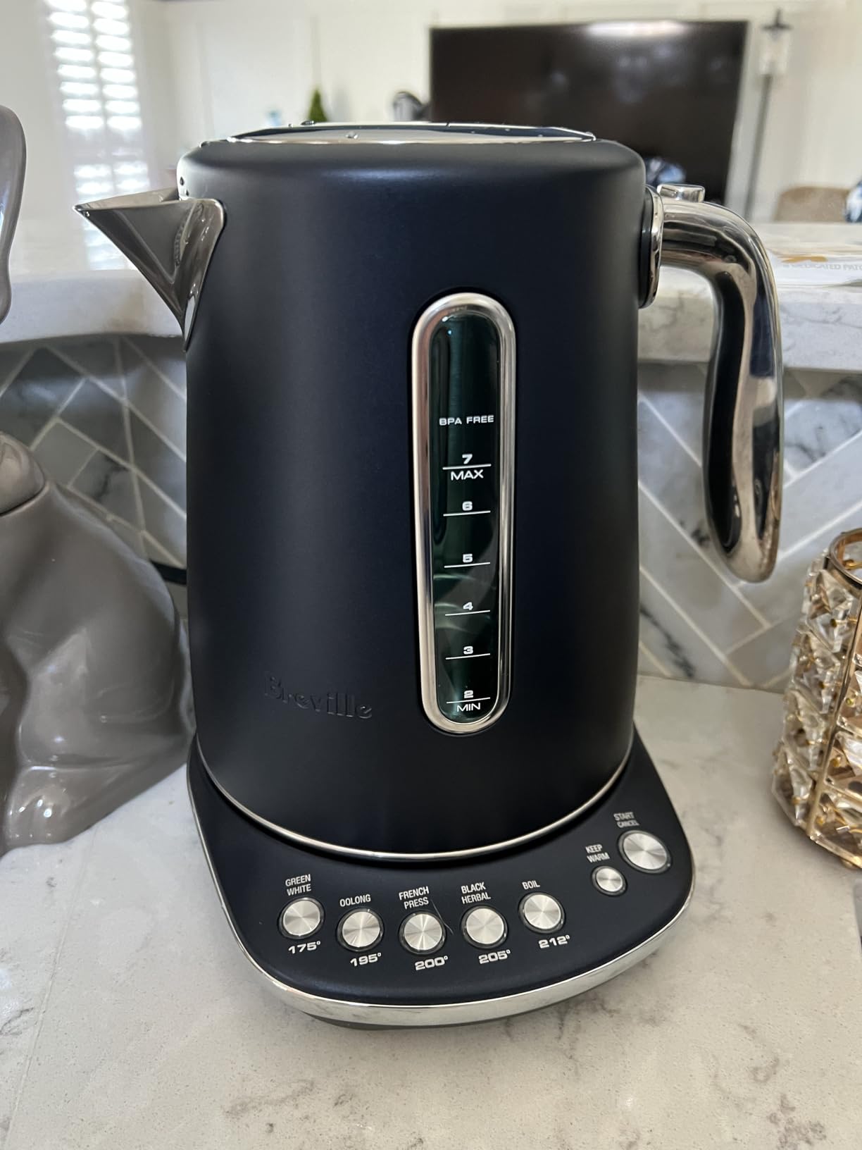 Breville BKE845BST Smart Kettle Luxe Water Boiler, Black Stainless Steel customer photo 1