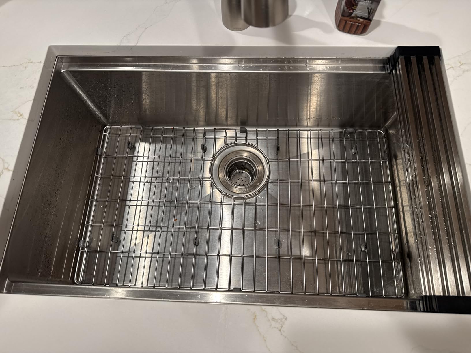 Ruvati 33in Stainless Steel RoundCorner Undermount Workstation Sink-RVH8303 customer photo 2