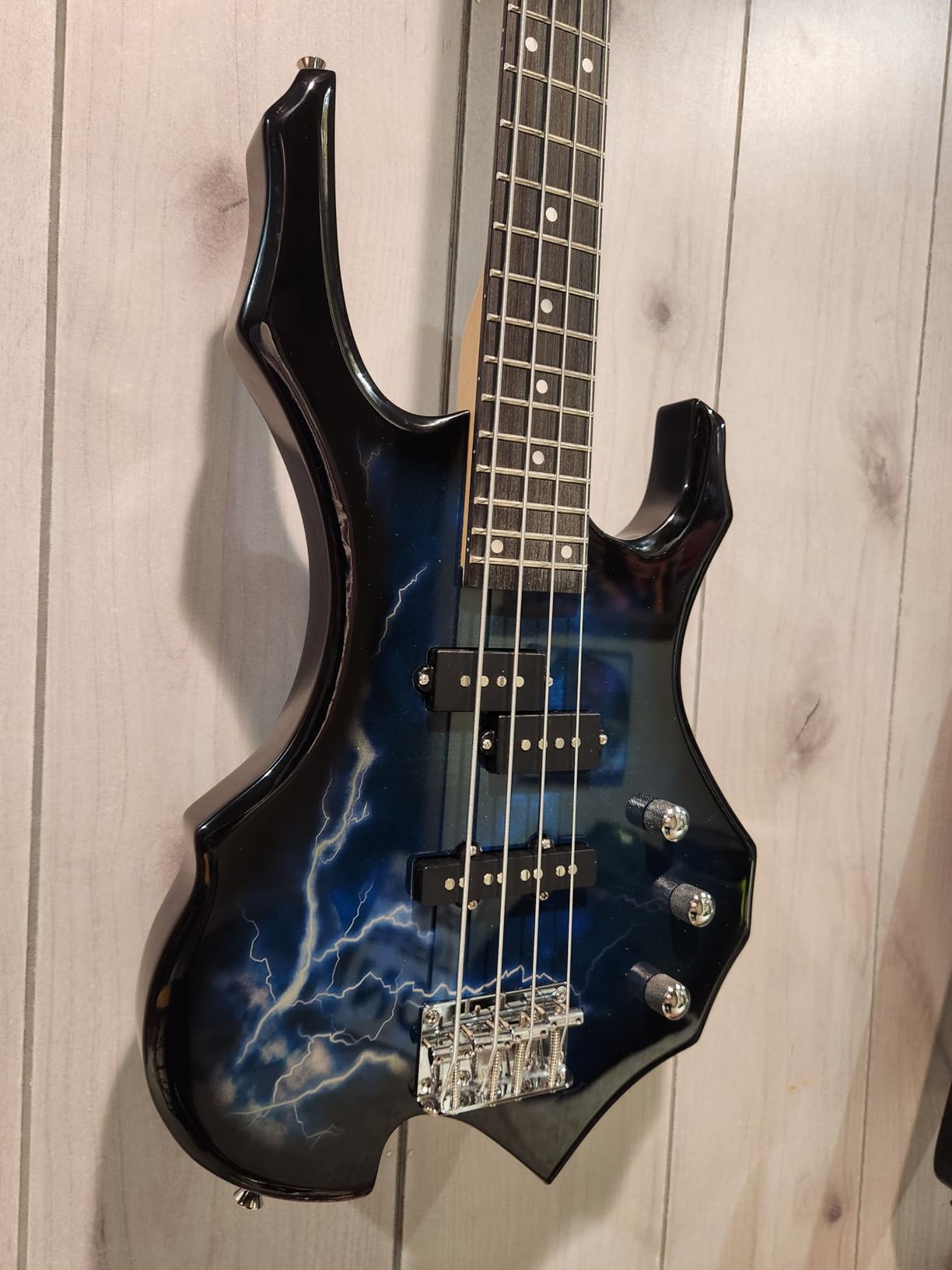 Ktaxon Electric Bass Guitar Full Size Flame Design Bass Guitar Kit (Matte) customer photo 1
