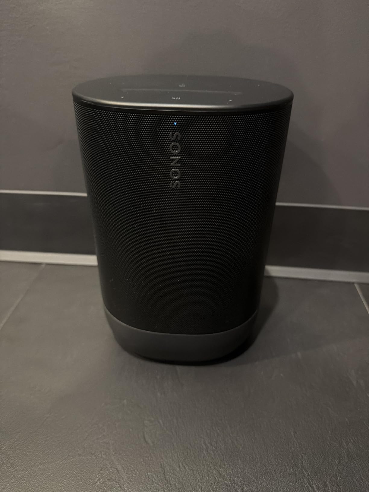 Sonos Move 2 - Black - Wireless Portable Bluetooth Speaker | 24-Hr Battery | IP56 Water & Dust Resistant | USB-C Charges Your Phone | WiFi | Trueplay | Deep, Dynamic Bass customer photo 1