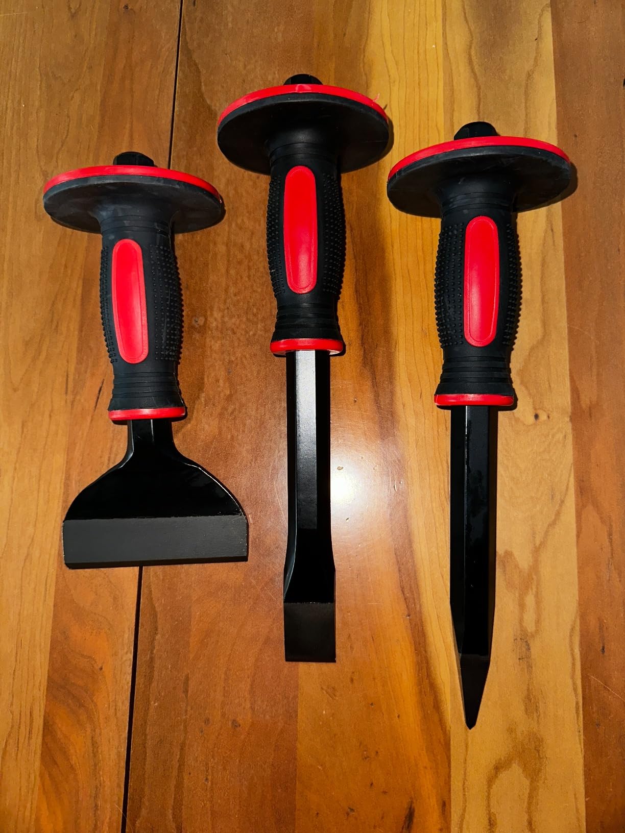 TOOLEAGUE 3Pcs Heavy Duty Masonry Chisel Set with Hand Protection customer photo 1