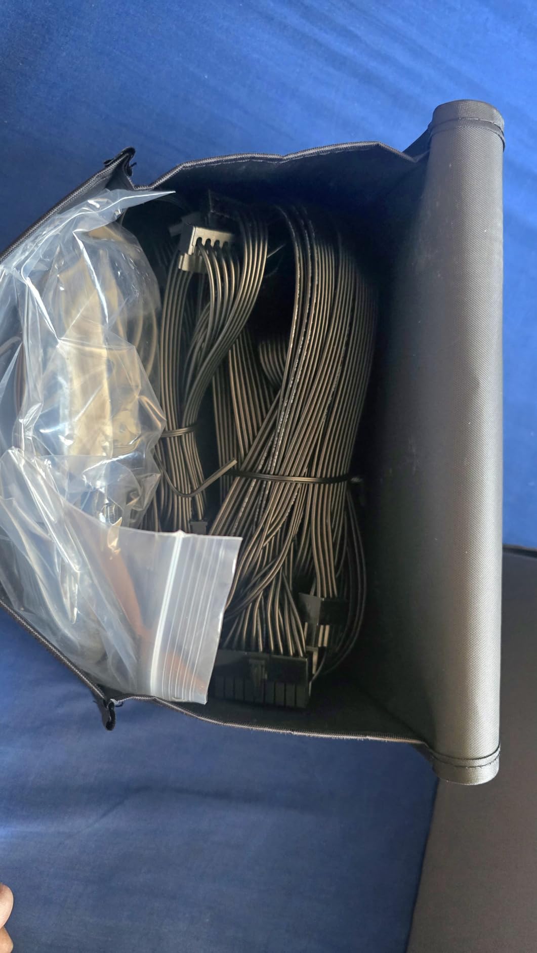 Thermaltake GF1 Fully Modular ATX 850W Power Supply - 80 Plus Gold - Ultra Quiet - Zero RPM, PS-TPD-0850FNFAGU-P customer photo 2