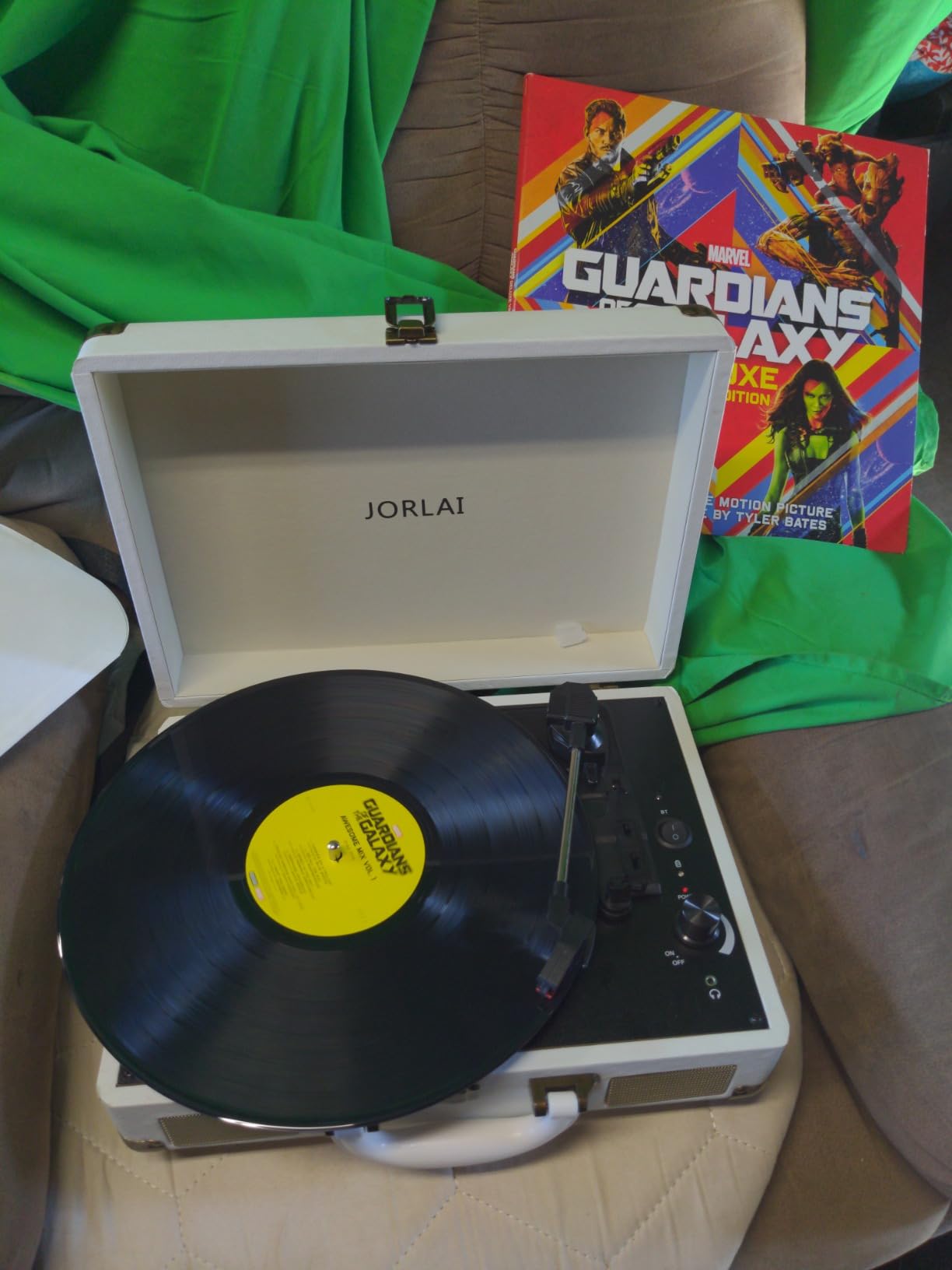 Record Player 3 Speed Vinyl with Bluetooth Vintage Turntable Built in Battery Portable Suitcase Support Aux in RCA Line Out Headphone Jack Purple customer photo 2
