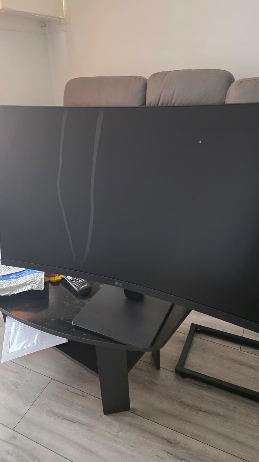 LG 32MR50C-B Curved Monitor 32-Inch FHD 100Hz AMD FreeSync OnScreen Control Dynamic Action Sync Black Stabilizer Tilt Stand (HDMI) - Black customer photo 1