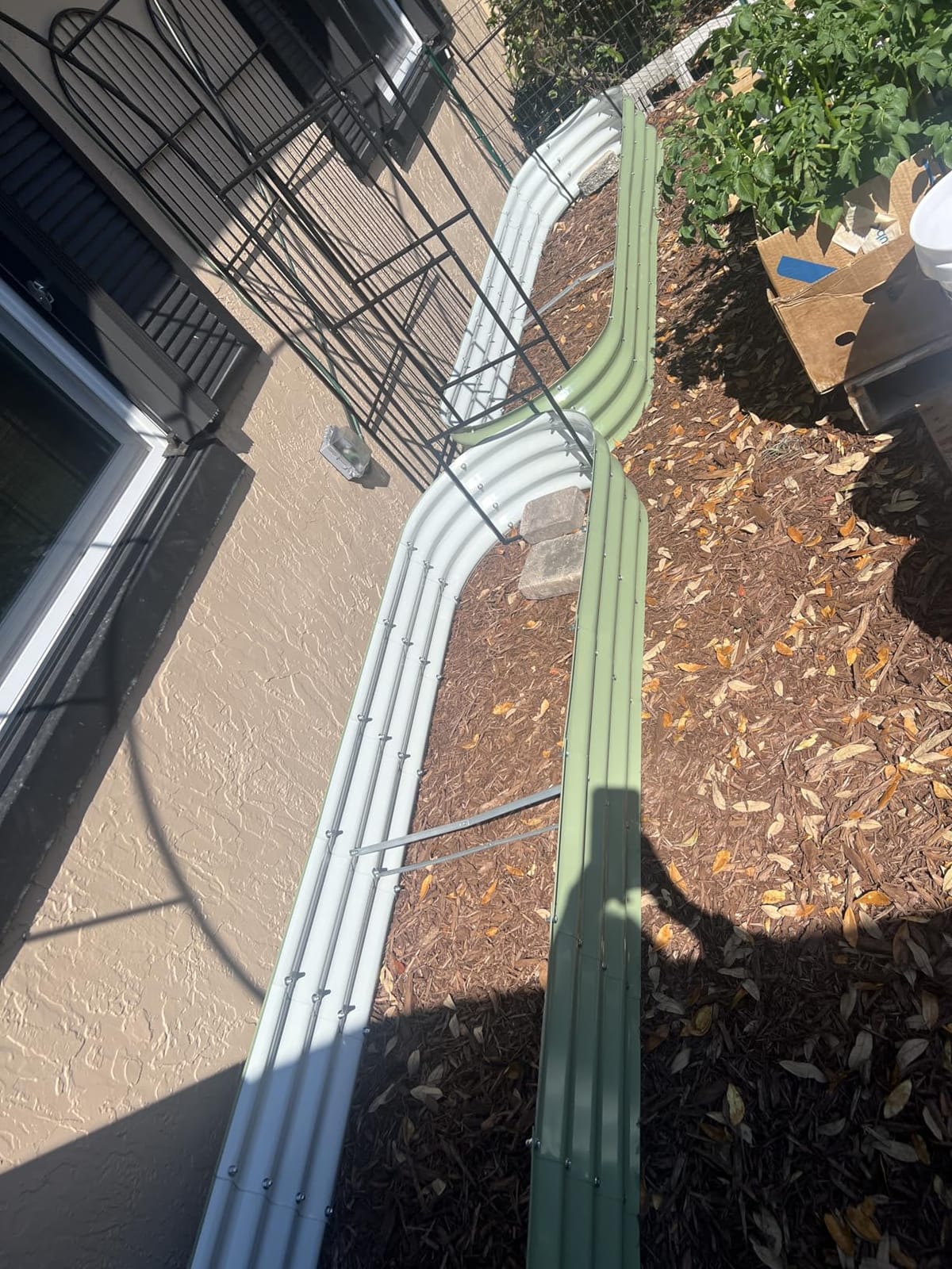 Winpull Raised Garden Bed Kit, 4x2x1 ft Galvanized Planter Box Outdoor with Safety Edging, Large Metal Raised Beds for Gardening Vegetables Flower Herb (Avocado Green) customer photo 1