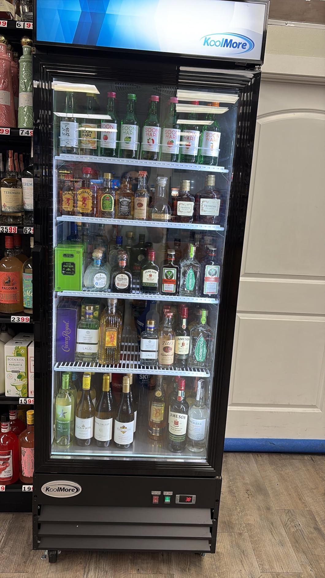 KoolMore 6 Cu. Ft. Commercial One Glass Door Display Upright Beverage Refrigerator Cooler Merchandiser - 21.4 in. x 24.4 in. x 52.7 in. ETL Listed customer photo 2