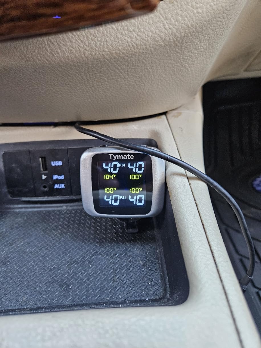 Tymate TM7 RV Tire Pressure Monitoring System, TPMS Set of 4 Sensors customer photo 1
