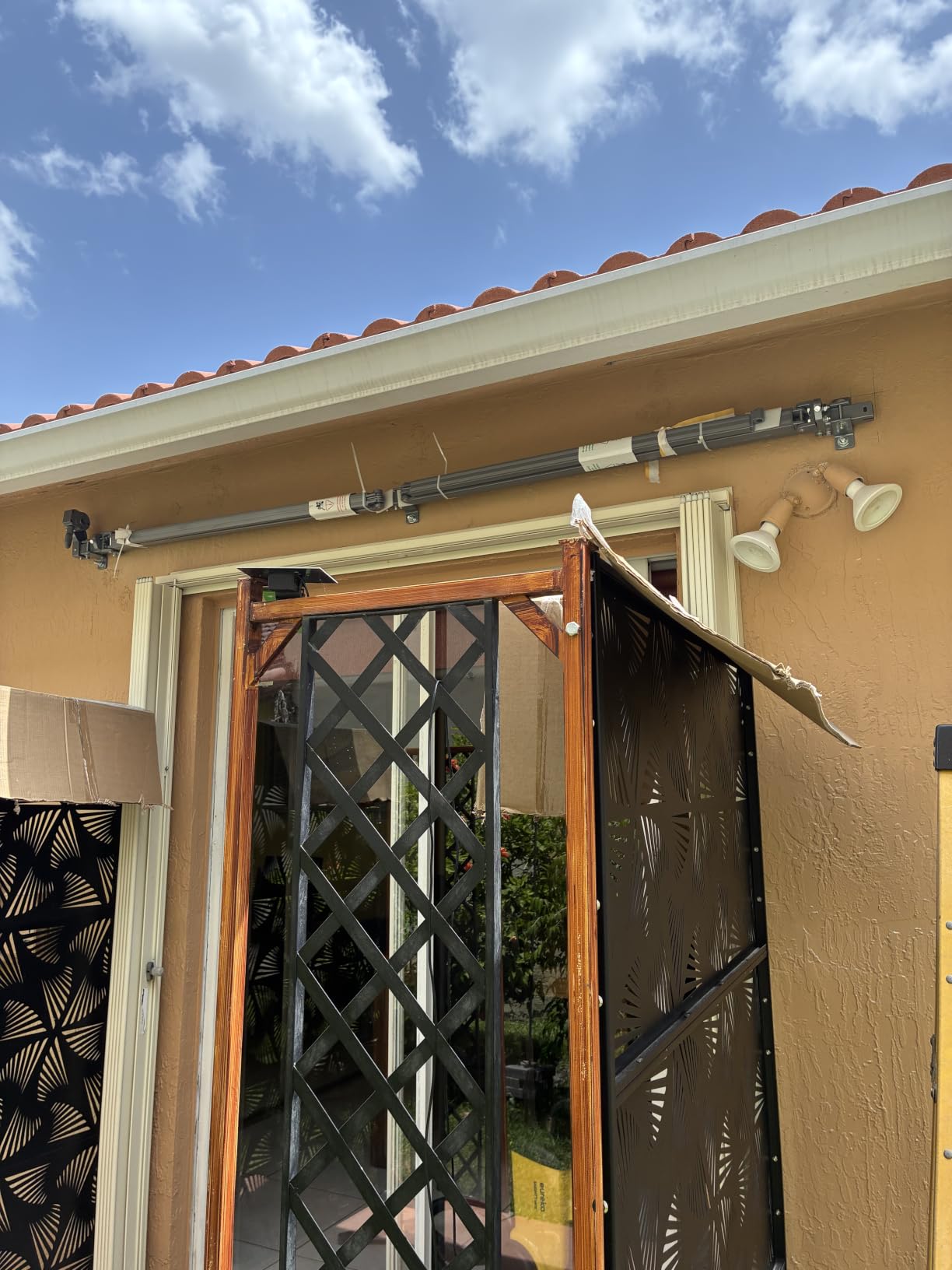 MCombo 12x8ft Manual Retractable Patio Awning Sunshade Canopy (Grey) customer photo 2