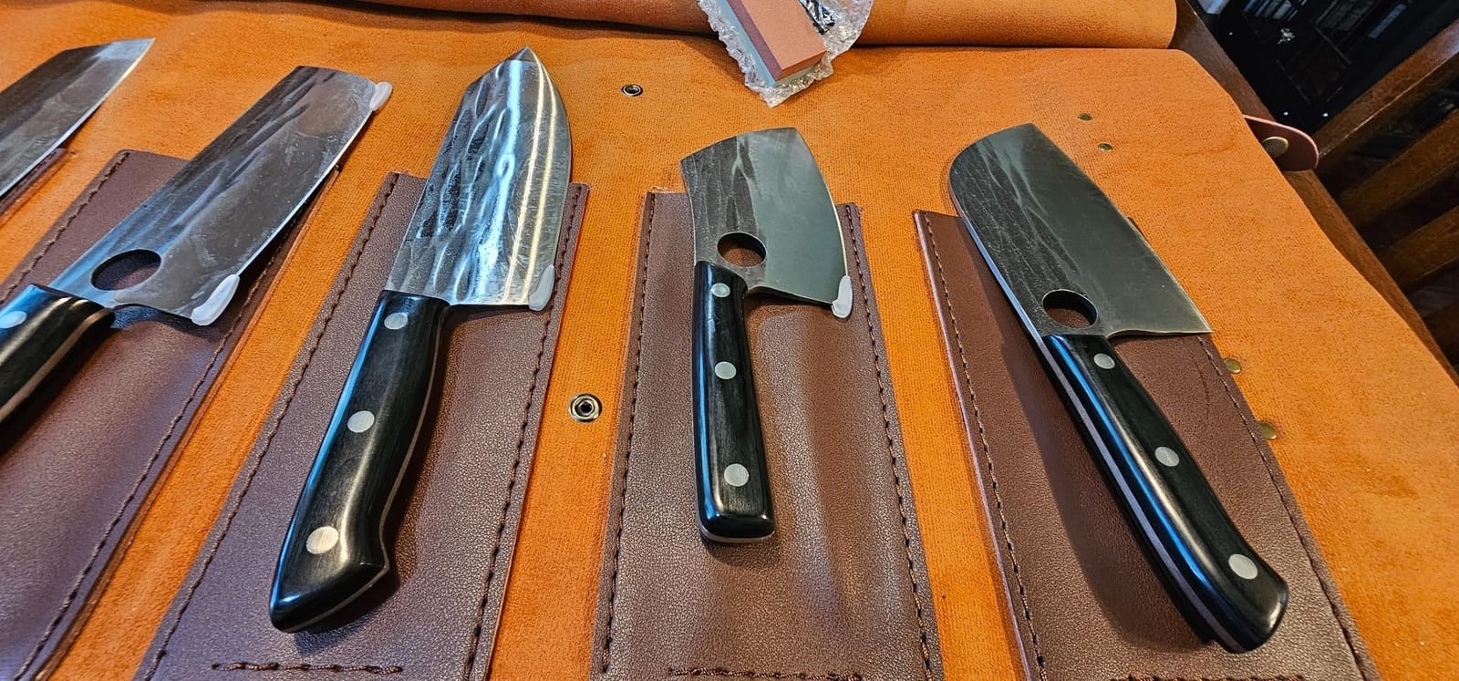 TIVOLI Professional Butcher Knife Set - 7 PCS Hand Forged BBQ Knife Sets customer photo 1