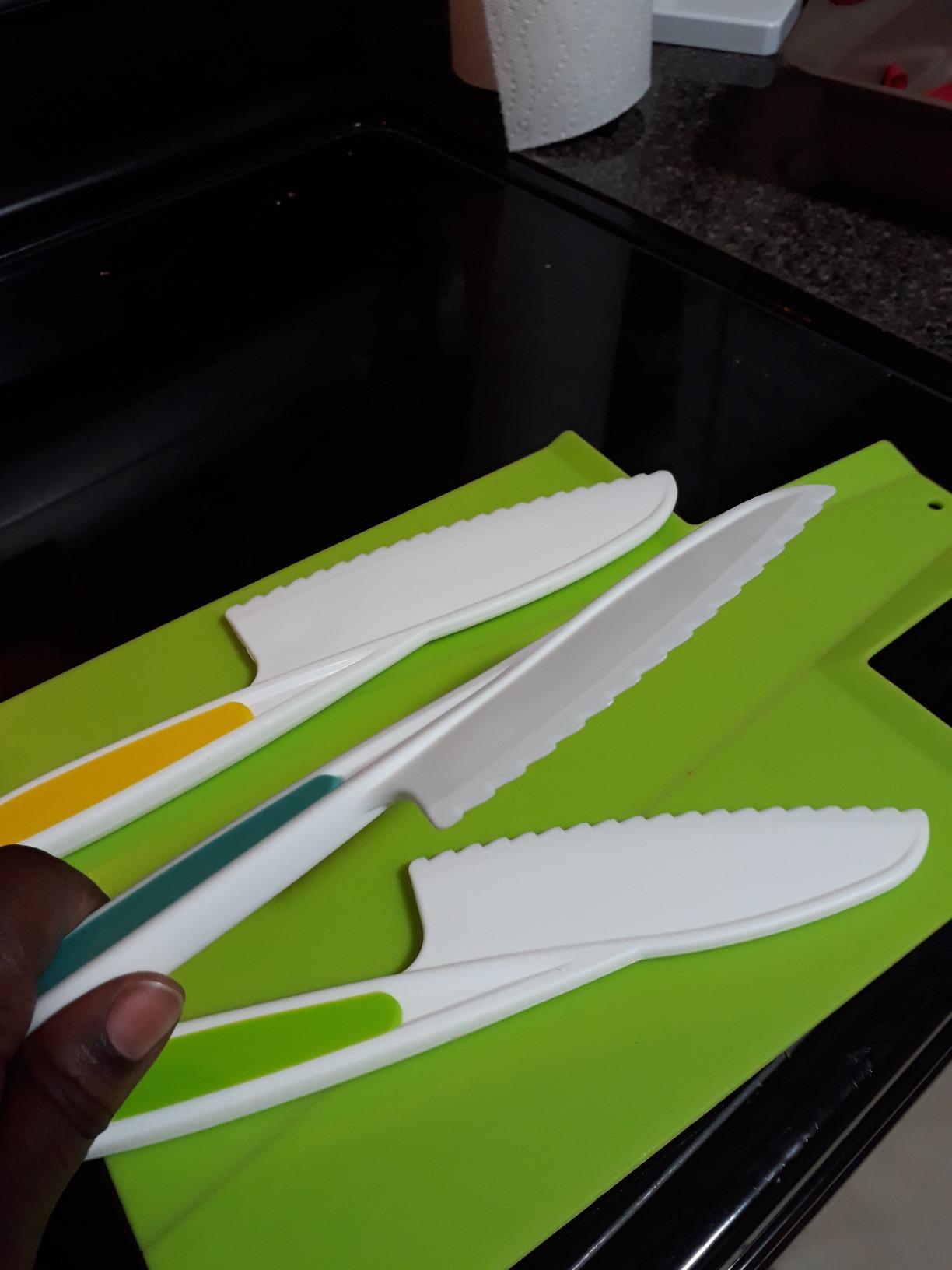 Toddler Safe Knife Set with Recipe Book - Includes Peeler, Cutting Board, and Chopper - Real Kitchen Tools for Kids Ages 4-12 customer photo 1