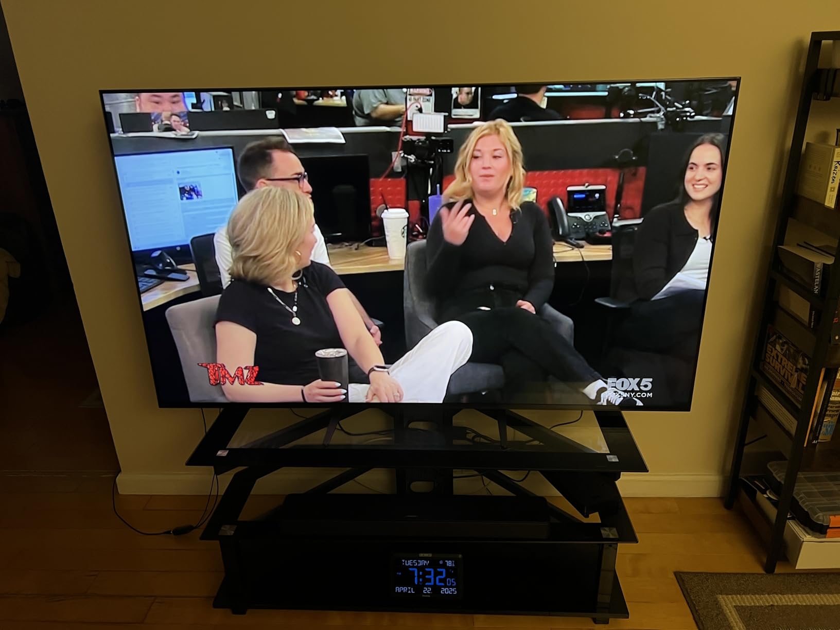 Sony 65 Inch BRAVIA 7 Mini LED QLED 4K HDR Smart Google TV (K-65XR70) customer photo 1