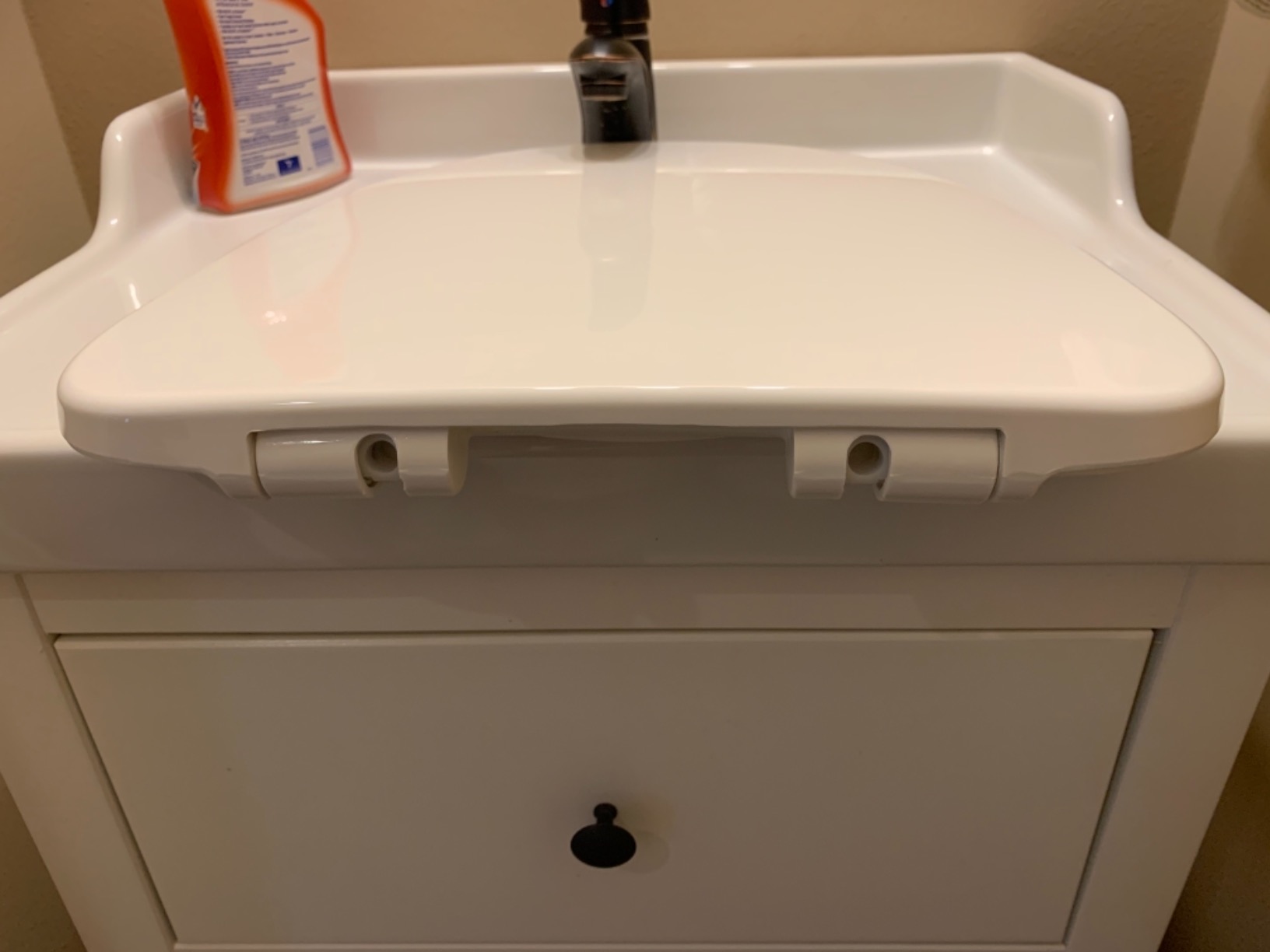 WOODBRIDGEE One Piece Toilet with Soft Closing Seat, Chair Height, 1.28 GPF Dual, Water Sensed, 1000 Gram MaP Flushing Score Toilet with Brushed Nickel, White,B0940-F-BN customer photo 1