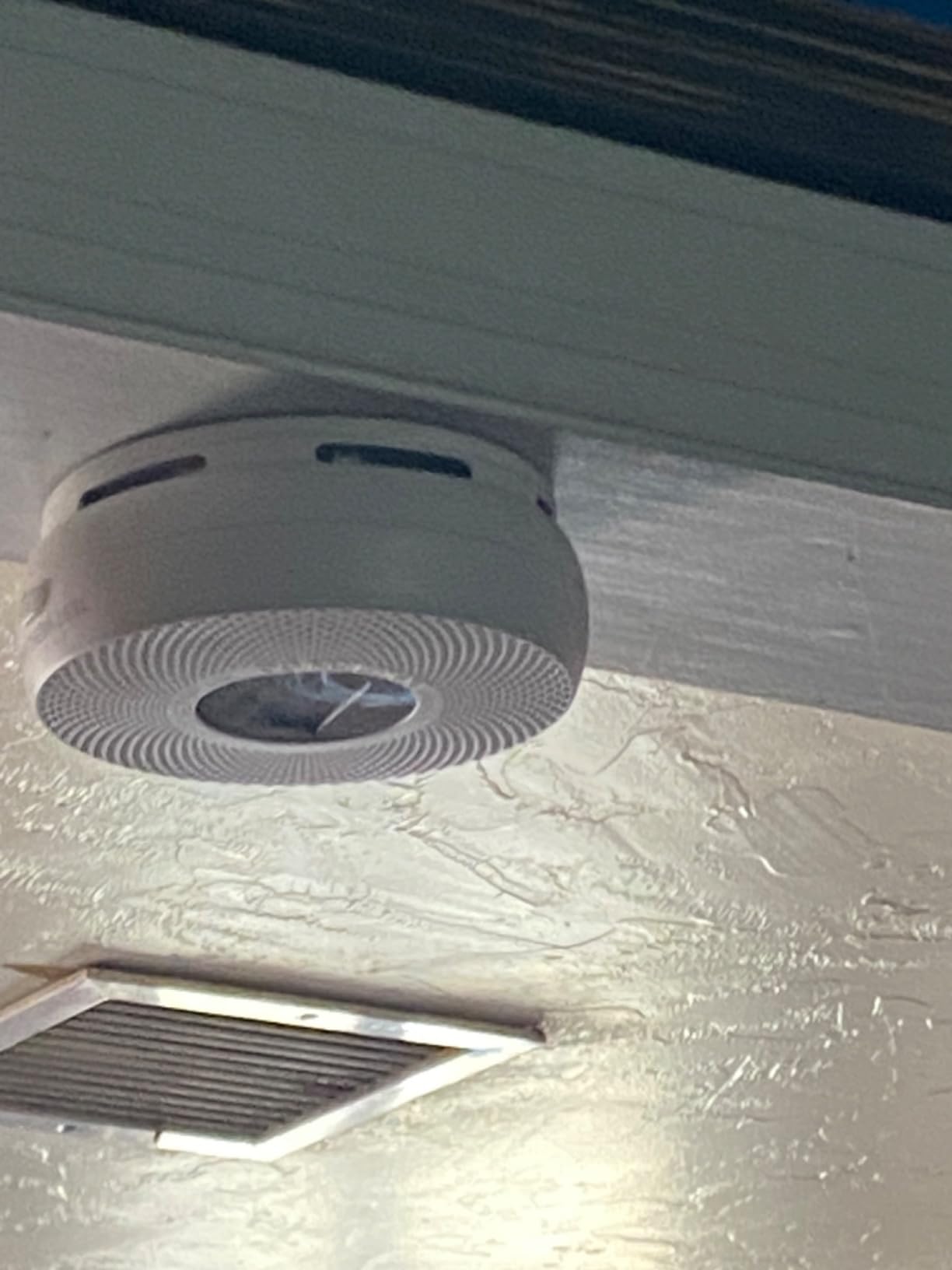 Kidde Smoke Detector, AA Battery-Powered, 20SDR, 1 Pack customer photo 1
