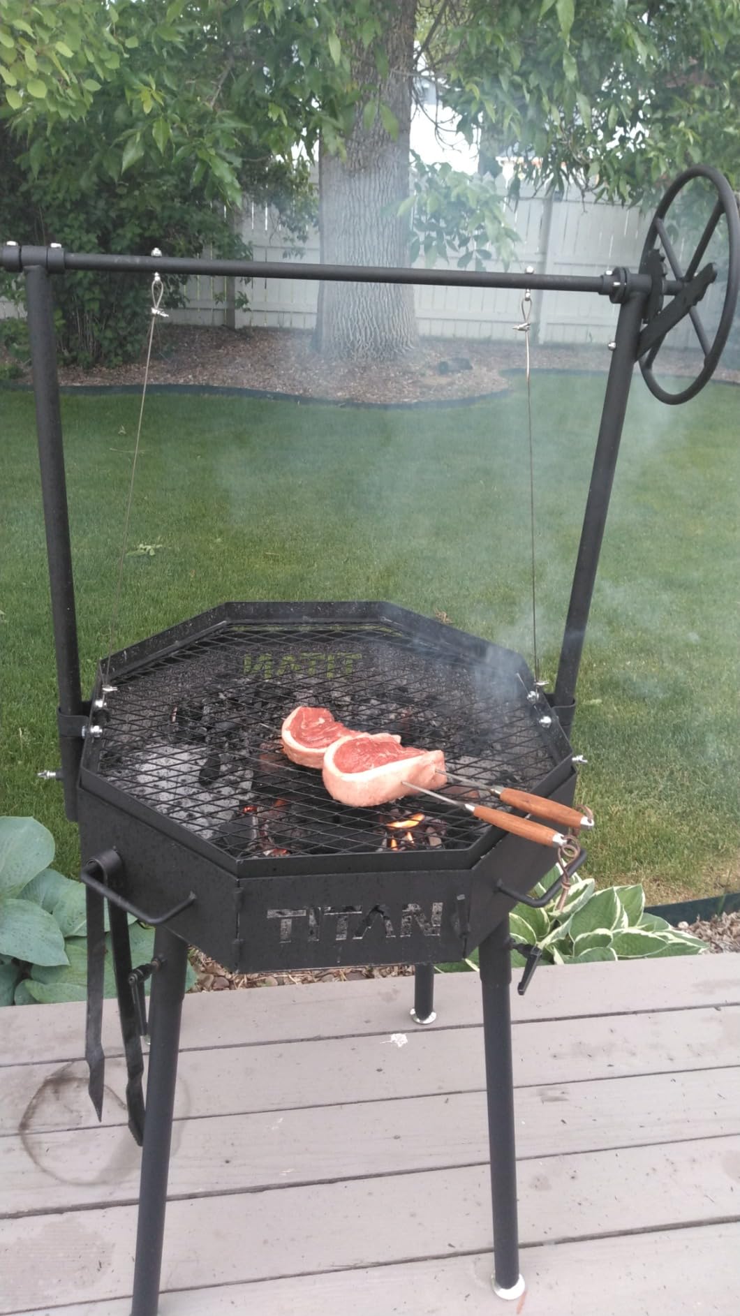 Ash & Ember Santa Maria Grill, Argentine Style Open Fire Grill, Adjustable Cooking Grate with Flywheel, BBQ Grill Comes with Cast Iron Skillet customer photo 1
