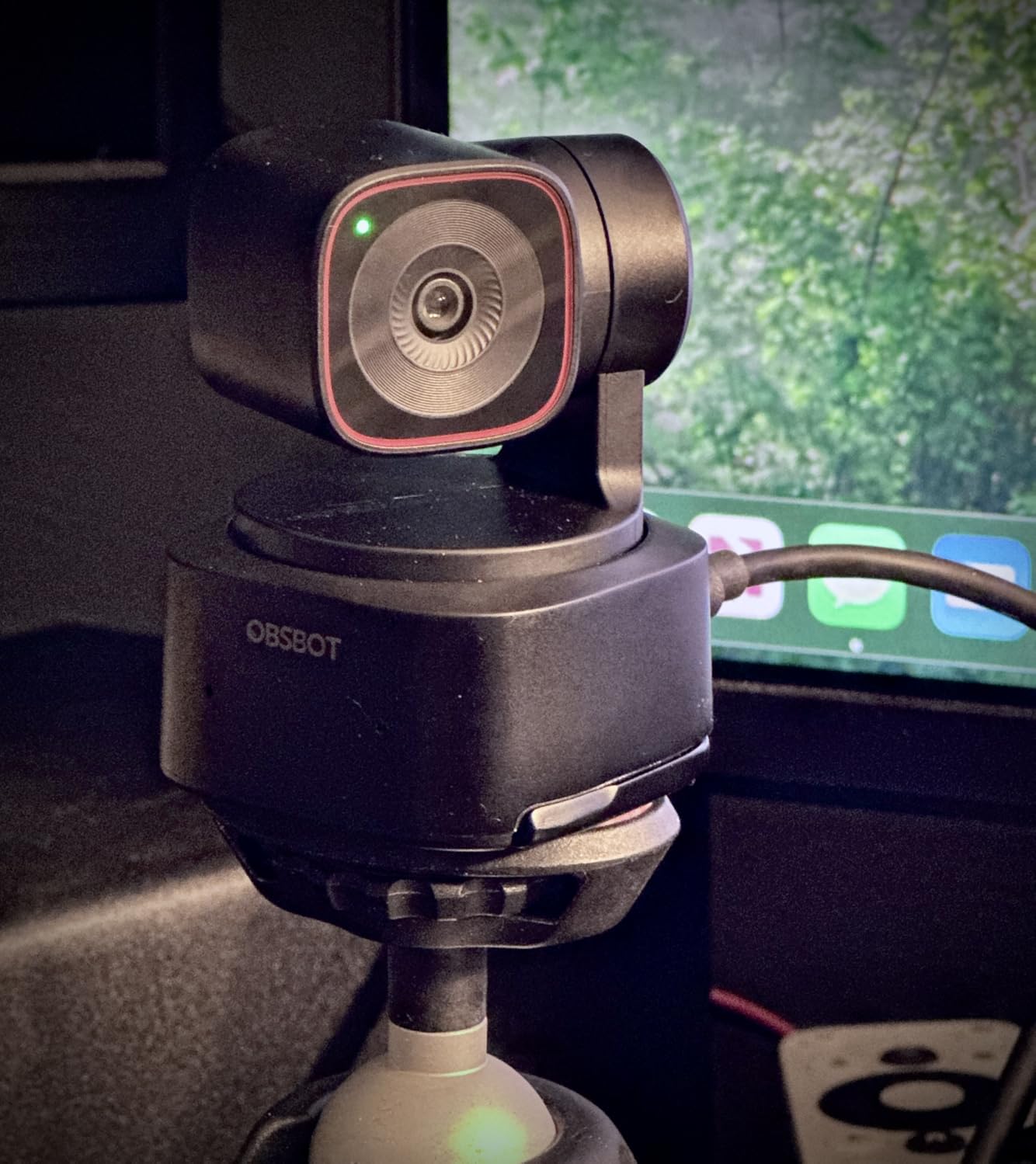OBSBOT Tiny 2 Lite 4K Webcam for PC, AI Tracking PTZ Streaming Camera customer photo 1