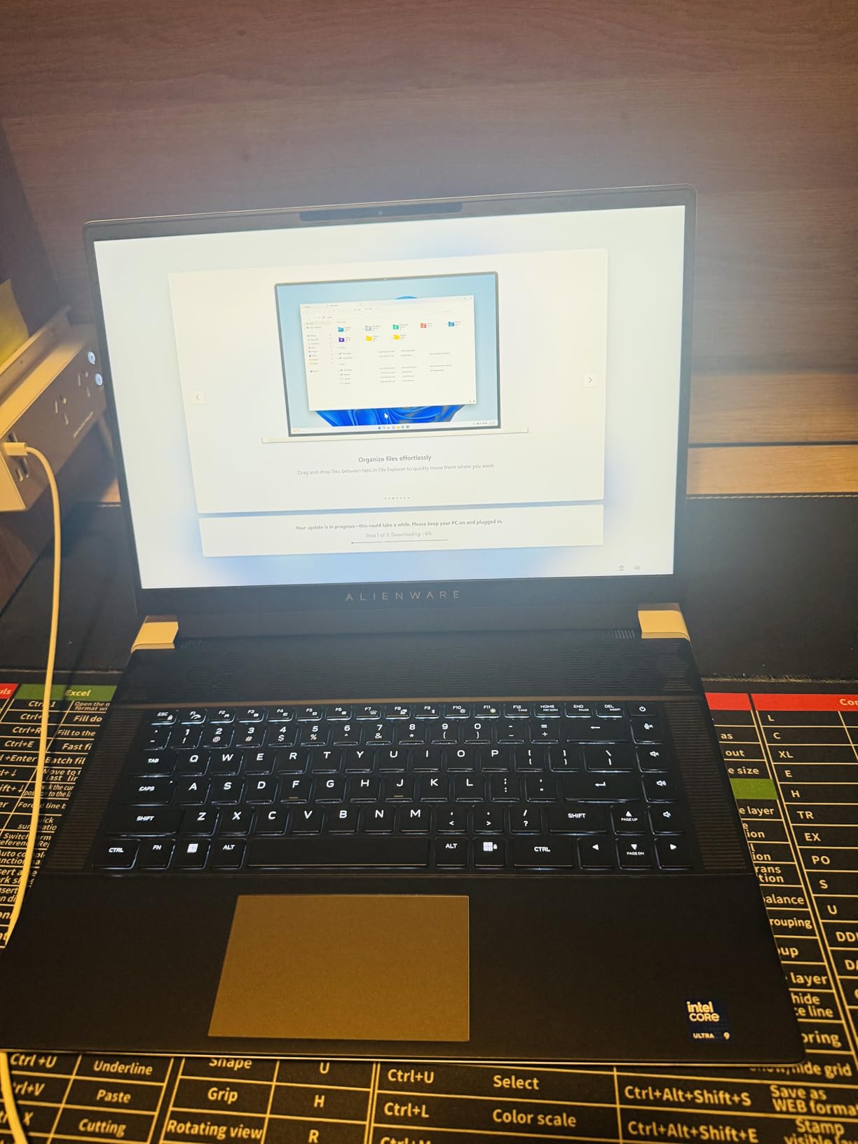 Alienware X16 R2 Gaming Laptop - 16-inch QHD+ 240Hz 3ms Display, Intel Core Ultra 9-185H, 32GB LPDDR5X RAM, 1TB SSD, NVIDIA GeForce RTX 4080 12GB GDDR6, Windows 11 Home, Onsite Service - Lunar Silver customer photo 2