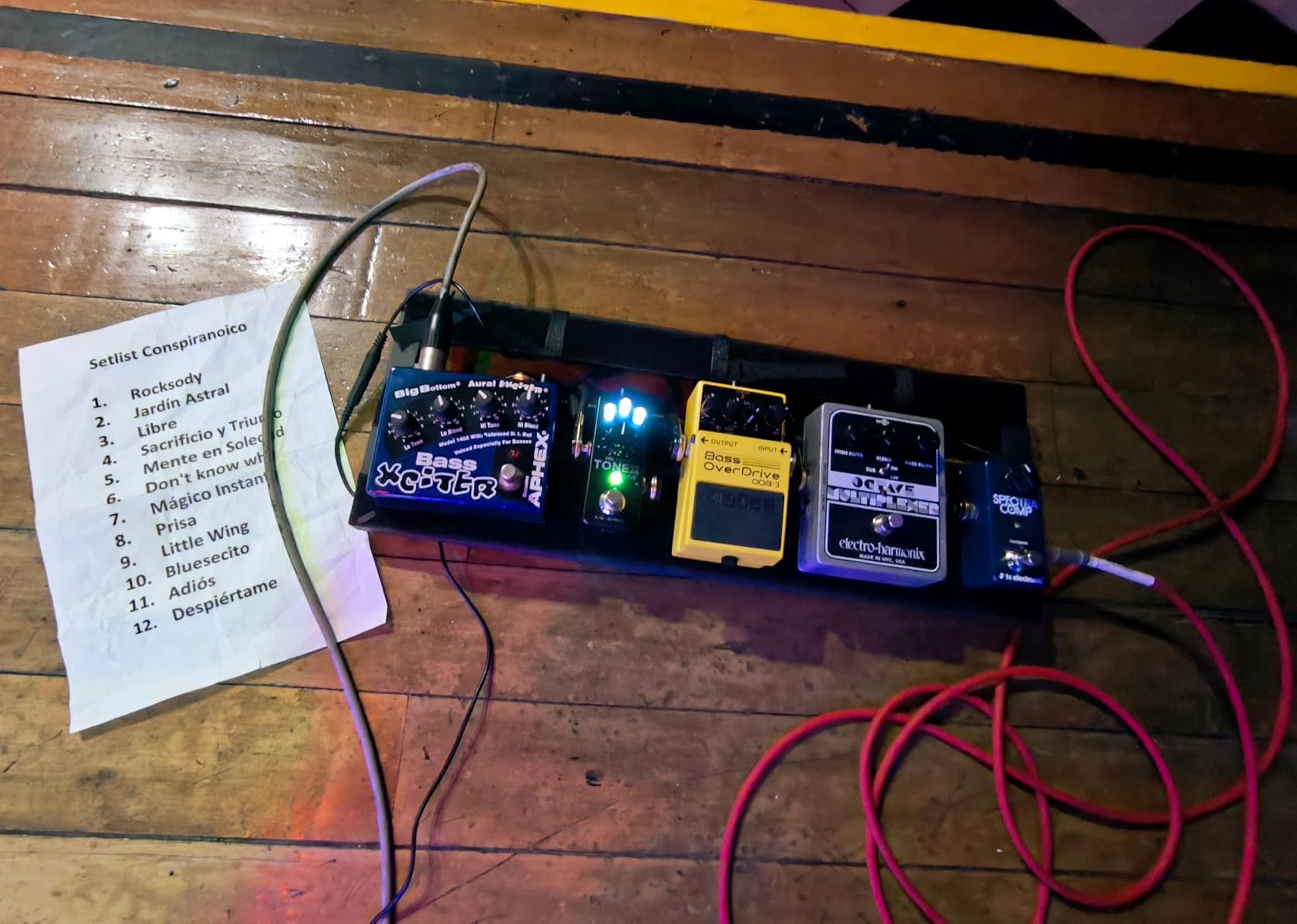 IK Multimedia TONEX One AI multiFX micro-pedal: Tone Model any electric guitar amp, guitar pedal, distortion pedal, overdrive pedal or other guitar effects customer photo 1