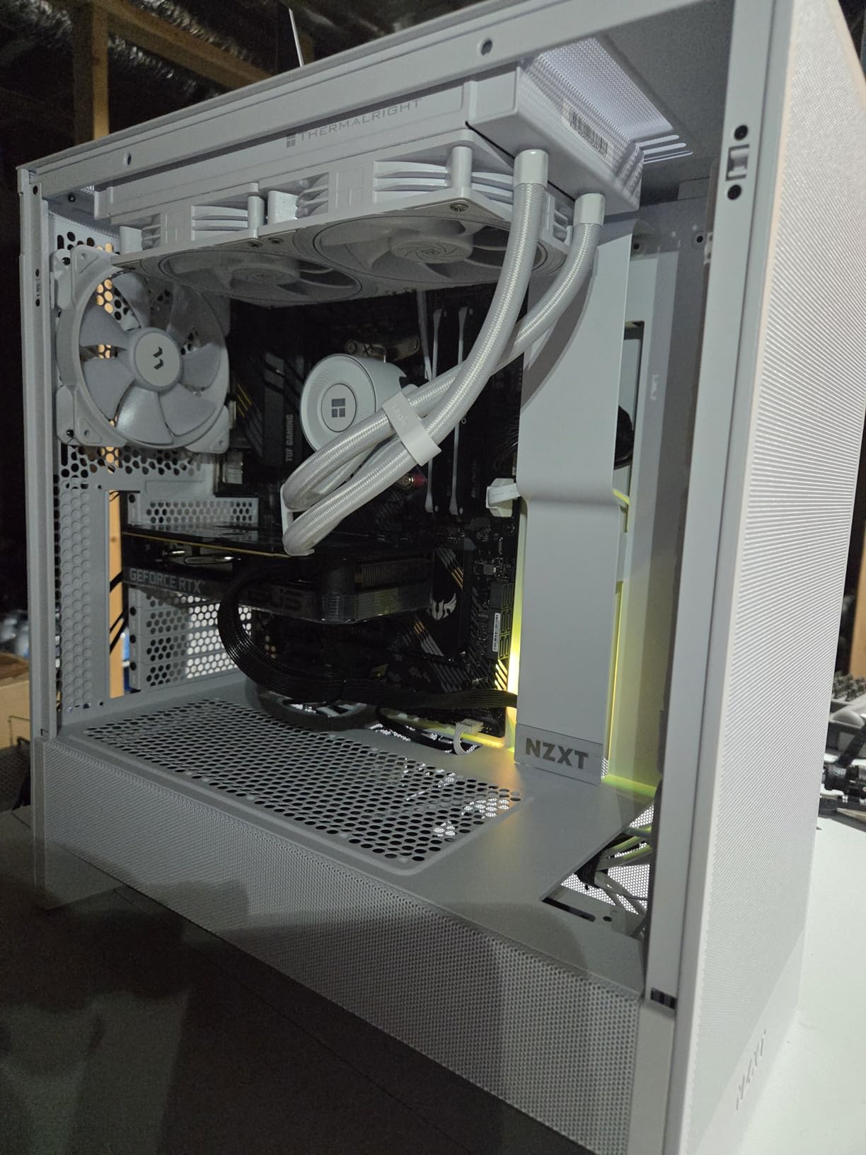 NZXT H5 Flow - Compact ATX Mid-Tower PC Case - Black | Compact mid-tower with 2 included 120mm fans, 360mm front radiator support, and tempered glass customer photo 1