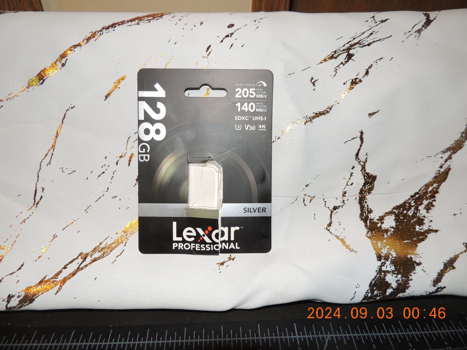 Lexar 256GB Silver SD Memory Card, 225MB/s Read, 4K, V30, U3, UHS-I customer photo 1