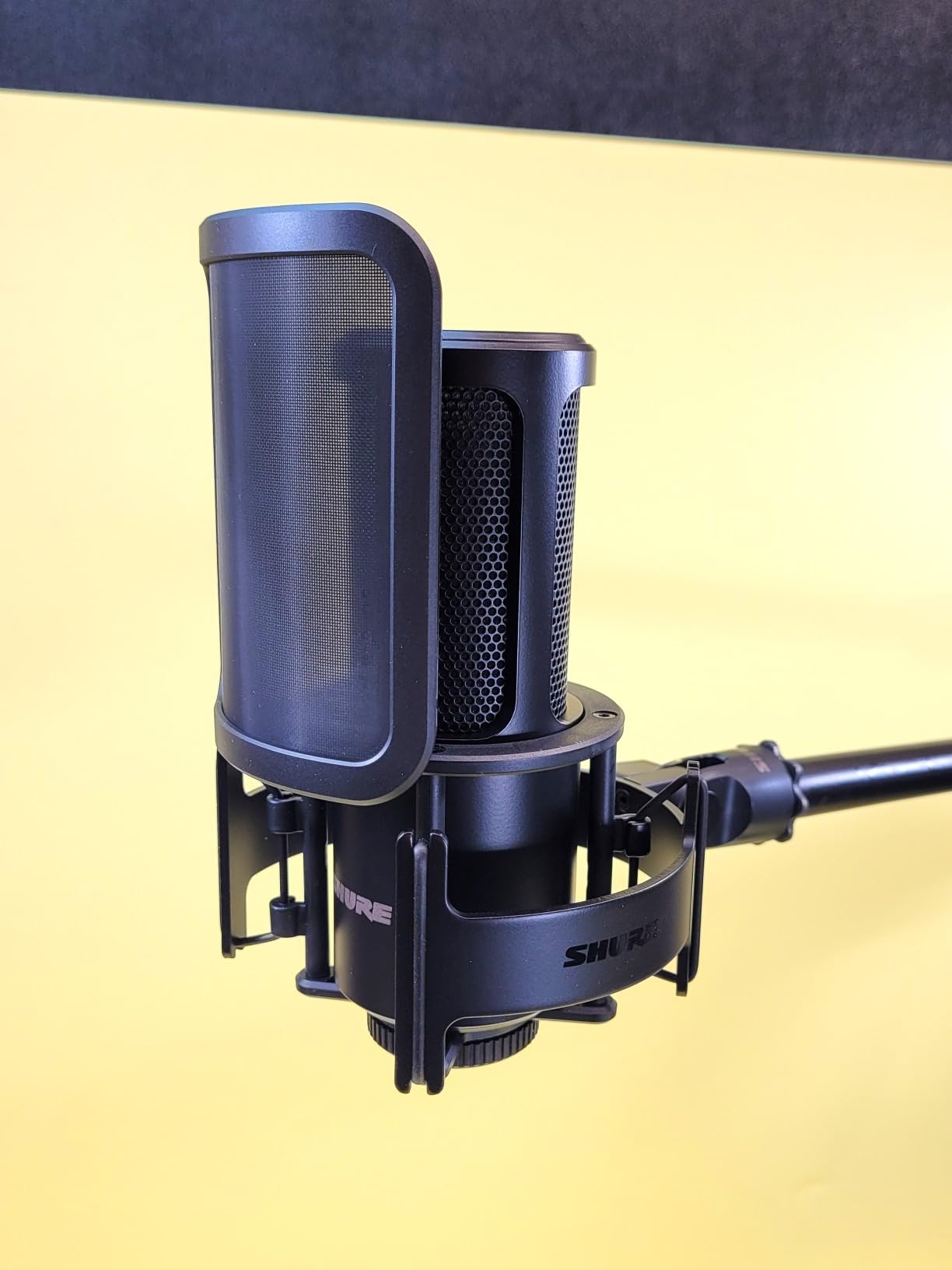 Shure SM4 XLR Studio Condenser Microphone Kit for Recording customer photo 1
