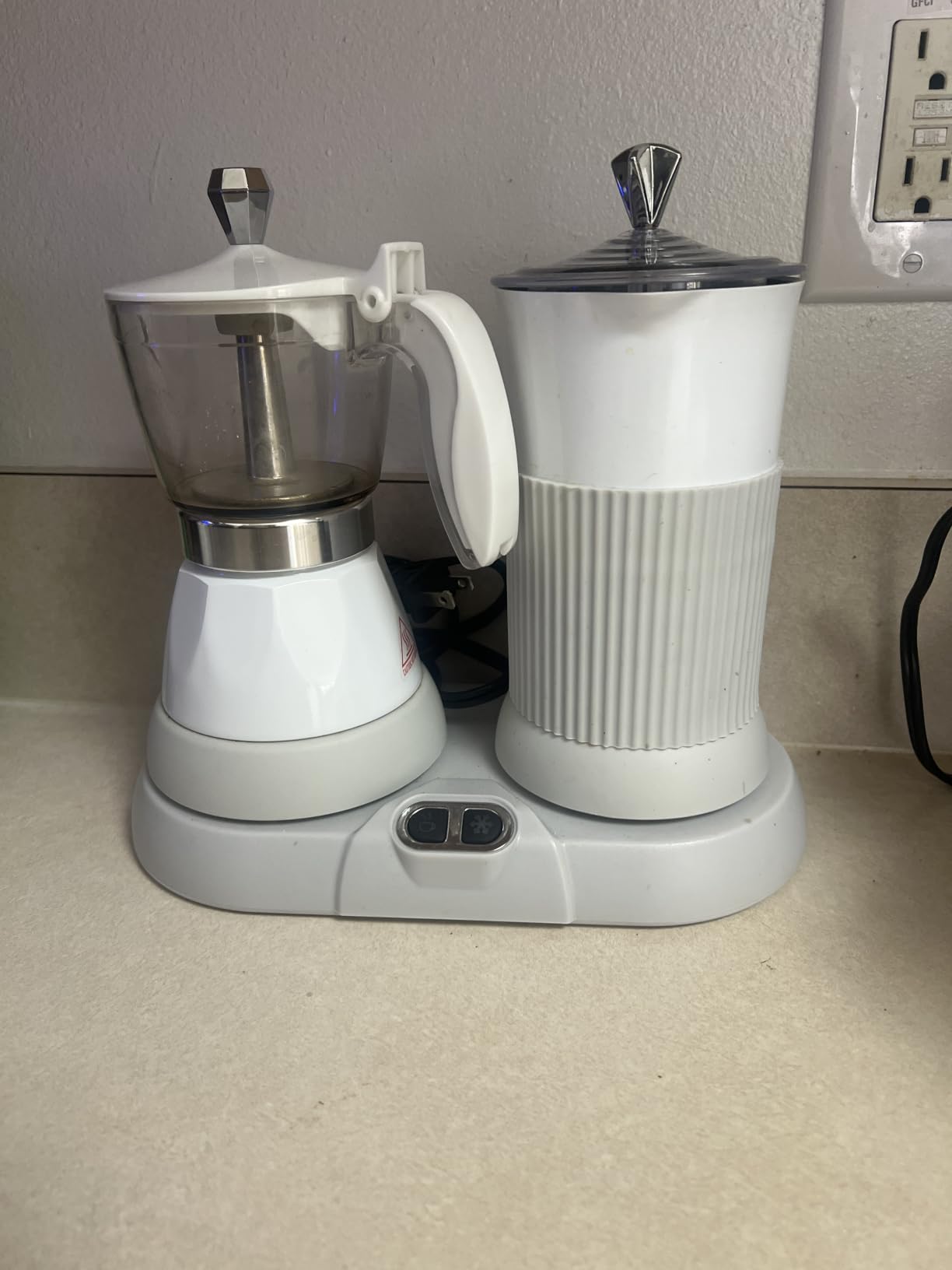 Espresso Maker with Milk Frother Electric Moka Pot 2-in-1 Espress Machine Aluminium One-Touch Operation Milk Froth Fine and Dense Black 110V customer photo 1
