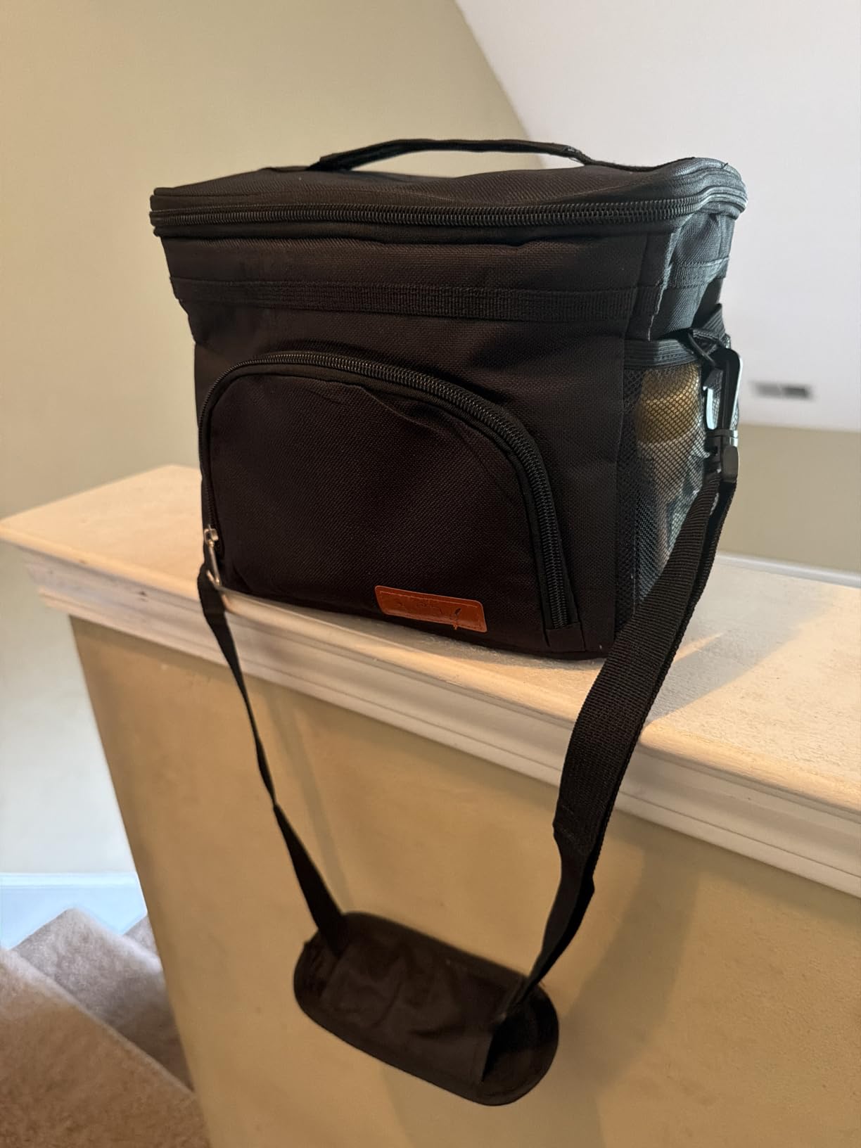 HOTOR Insulated Lunch Box Men Women Leak-Proof Cooler Lunch Bag 9L | 4 Pockets, Adjustable Strap, Ideal for Work, Picnic, Travel, Camping, Gift, Black customer photo 2