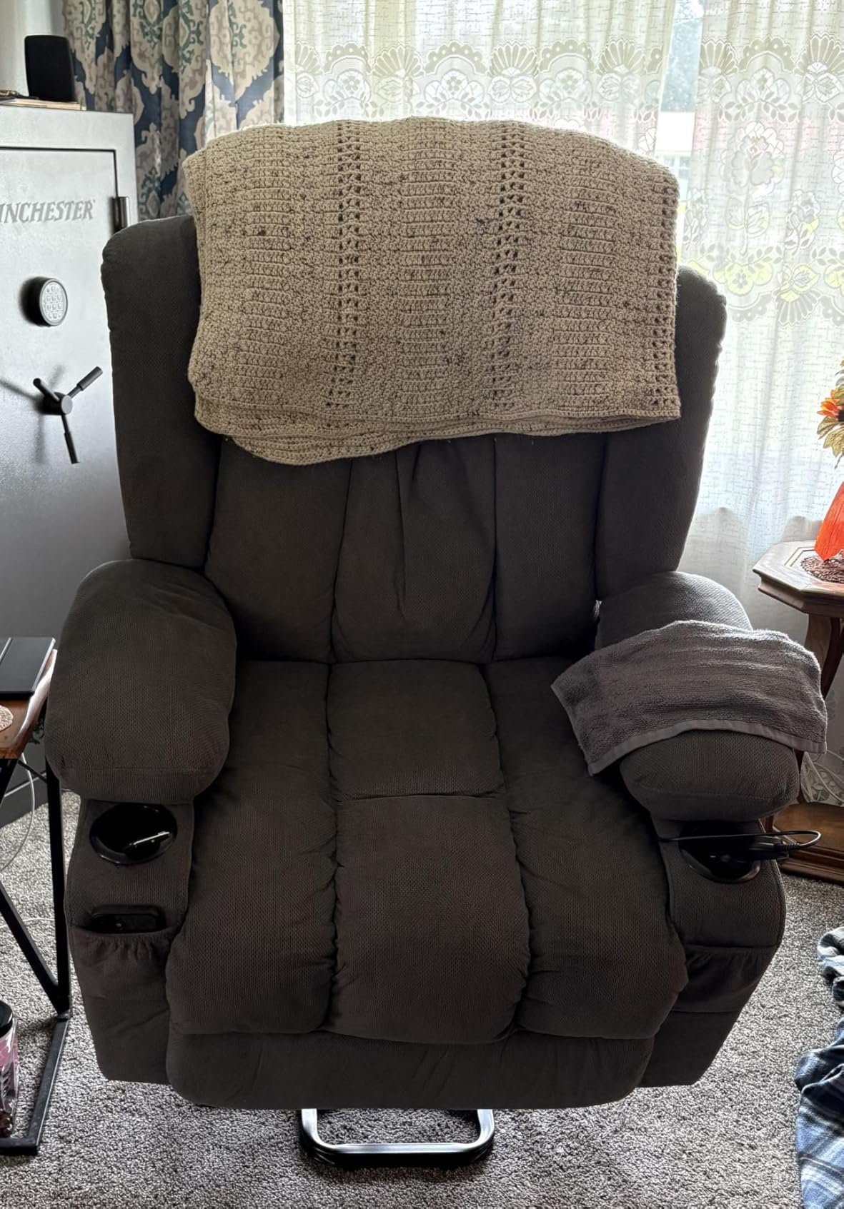 BOSMILLER Power Lift Recliner Chair for Elderly with Vibration Massage and Lumbar Heating Electric Oversized Single Sofa with Cup Holder and USB Charge Port for Living Room customer photo 2