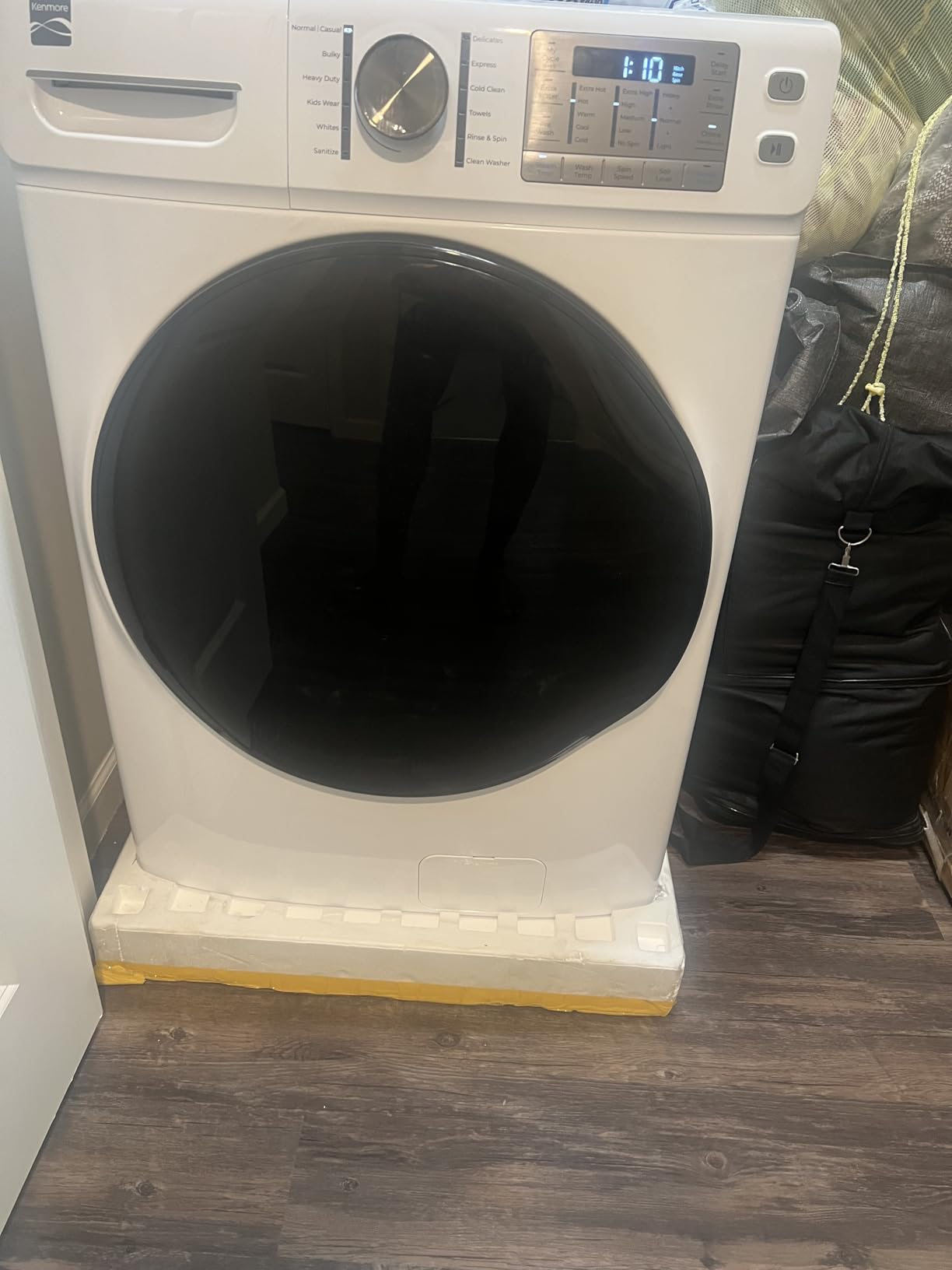 4.5 cu. ft. Front Load Washer - White | Stain Removing Steam Treatment | ENERGY STAR Certified customer photo 2