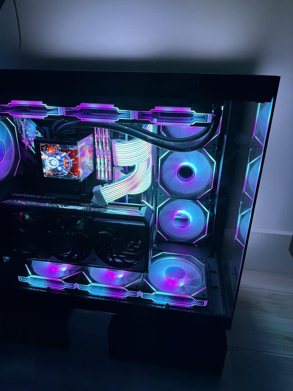 Intel® Core™ Ultra 9 Processor 285K 24 cores (8 P-cores + 16 E-cores) up to 5.7 GHz customer photo 1