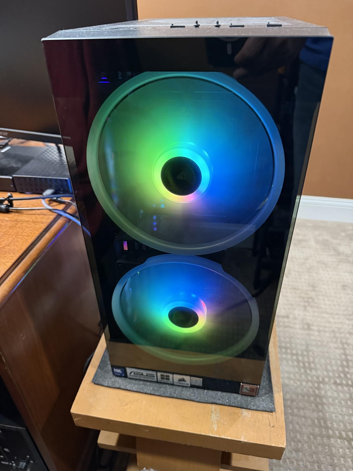 Intel® Core™ Ultra 9 Processor 285K 24 cores (8 P-cores + 16 E-cores) up to 5.7 GHz customer photo 2
