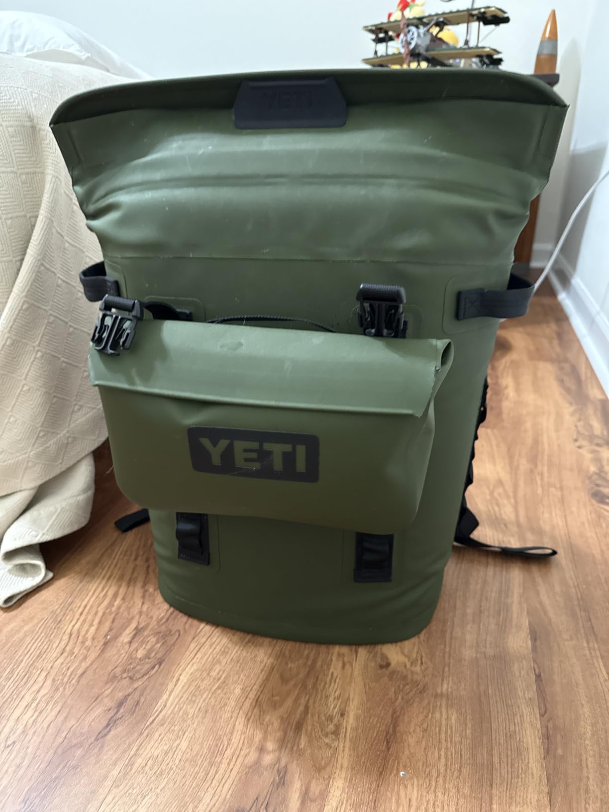YETI Hopper M Series Backpack Soft Sided Coolers with MagShield Access customer photo 1