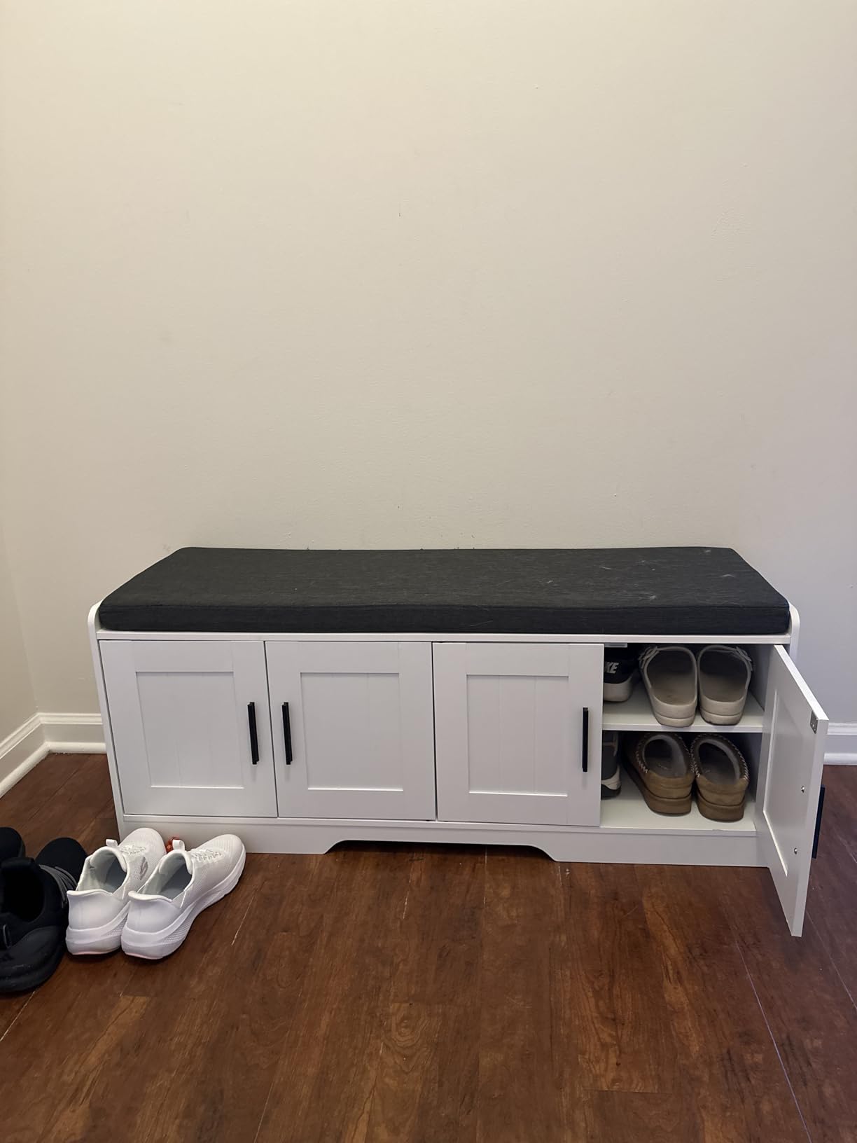 Homleke Shoe Storage Bench, 4 Doors & Thickened Padded Seat Cushion customer photo 1