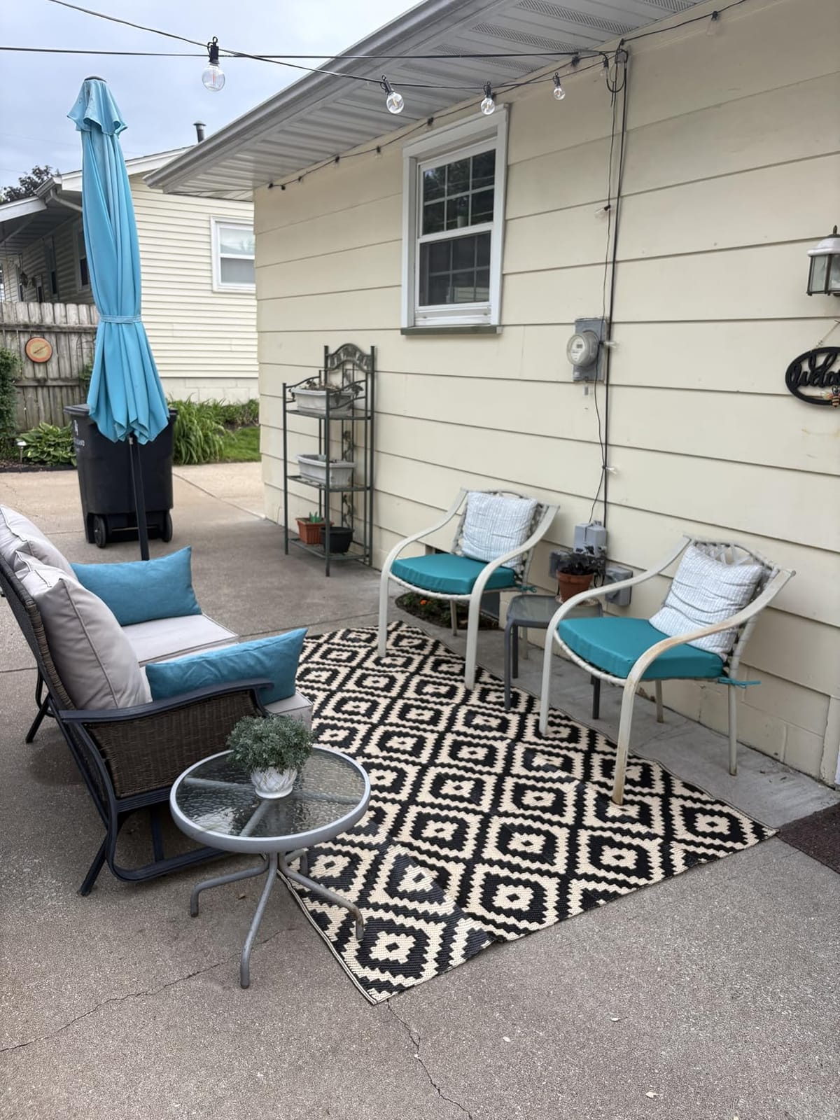 Mattitude Waterproof Outdoor Rug, Reversible Patio Rug, 5'x8' Black&Beige customer photo 1