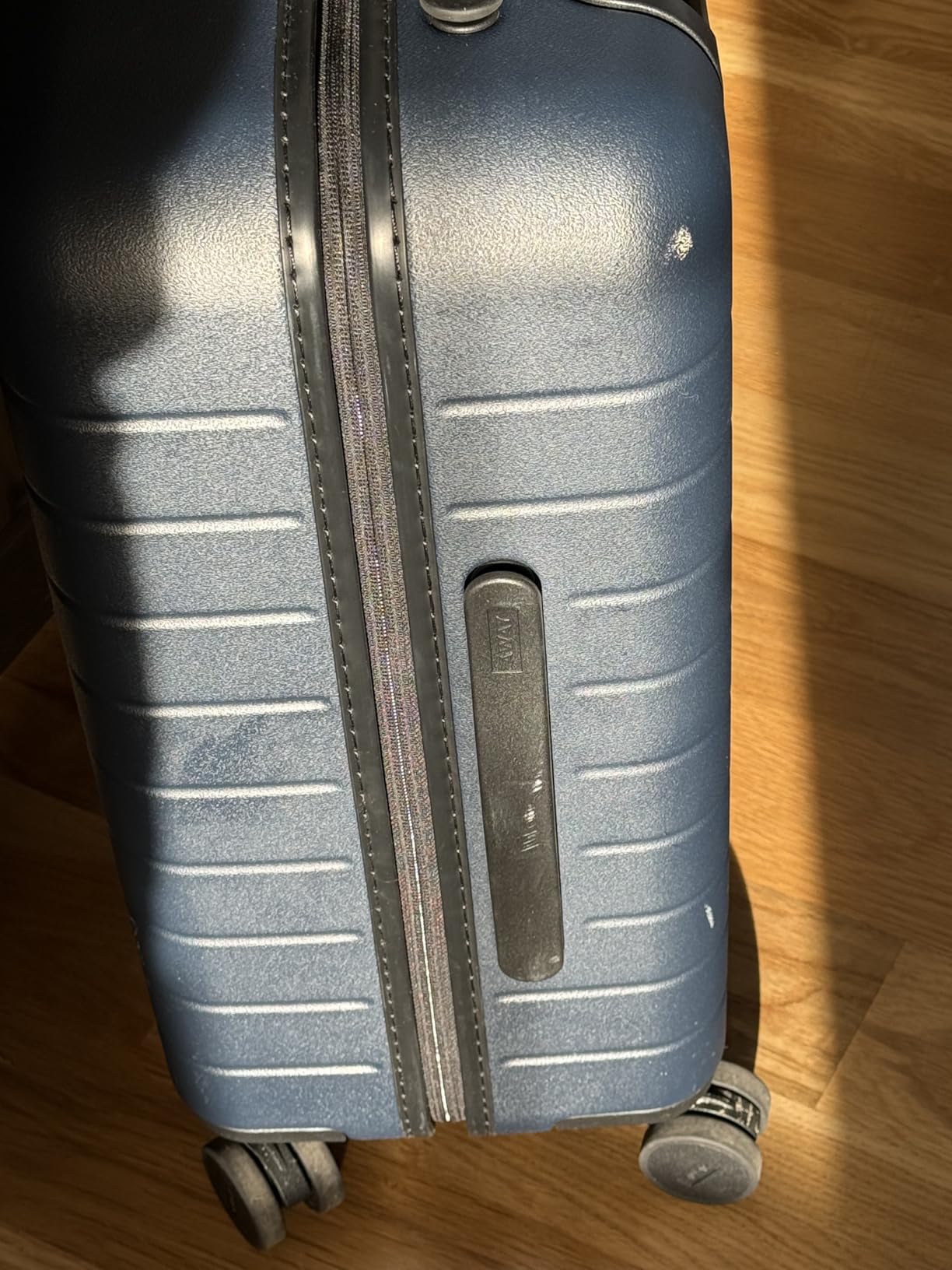 Away The Carry-On Luggage, 22-inch Lightweight Hardside Spinner Suitcase customer photo 1