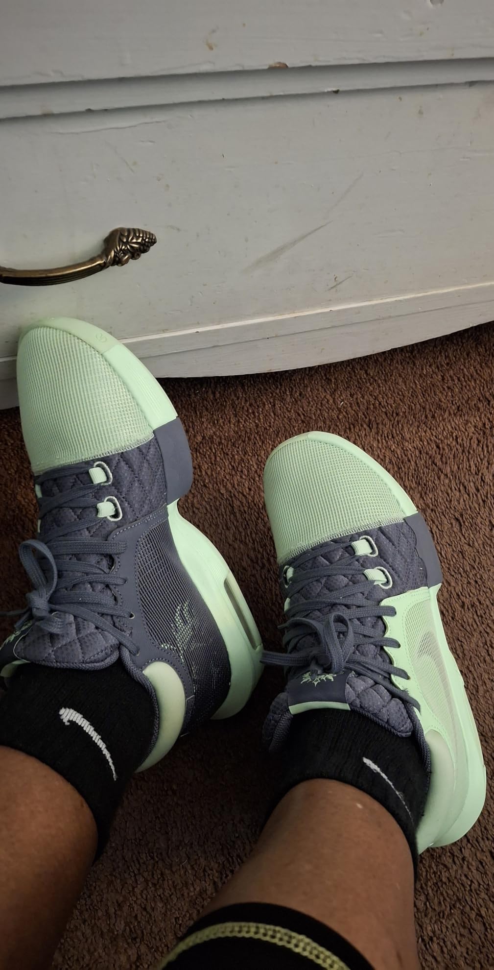 Nike Lebron Witness VIII Men's Basketball Shoes customer photo 1