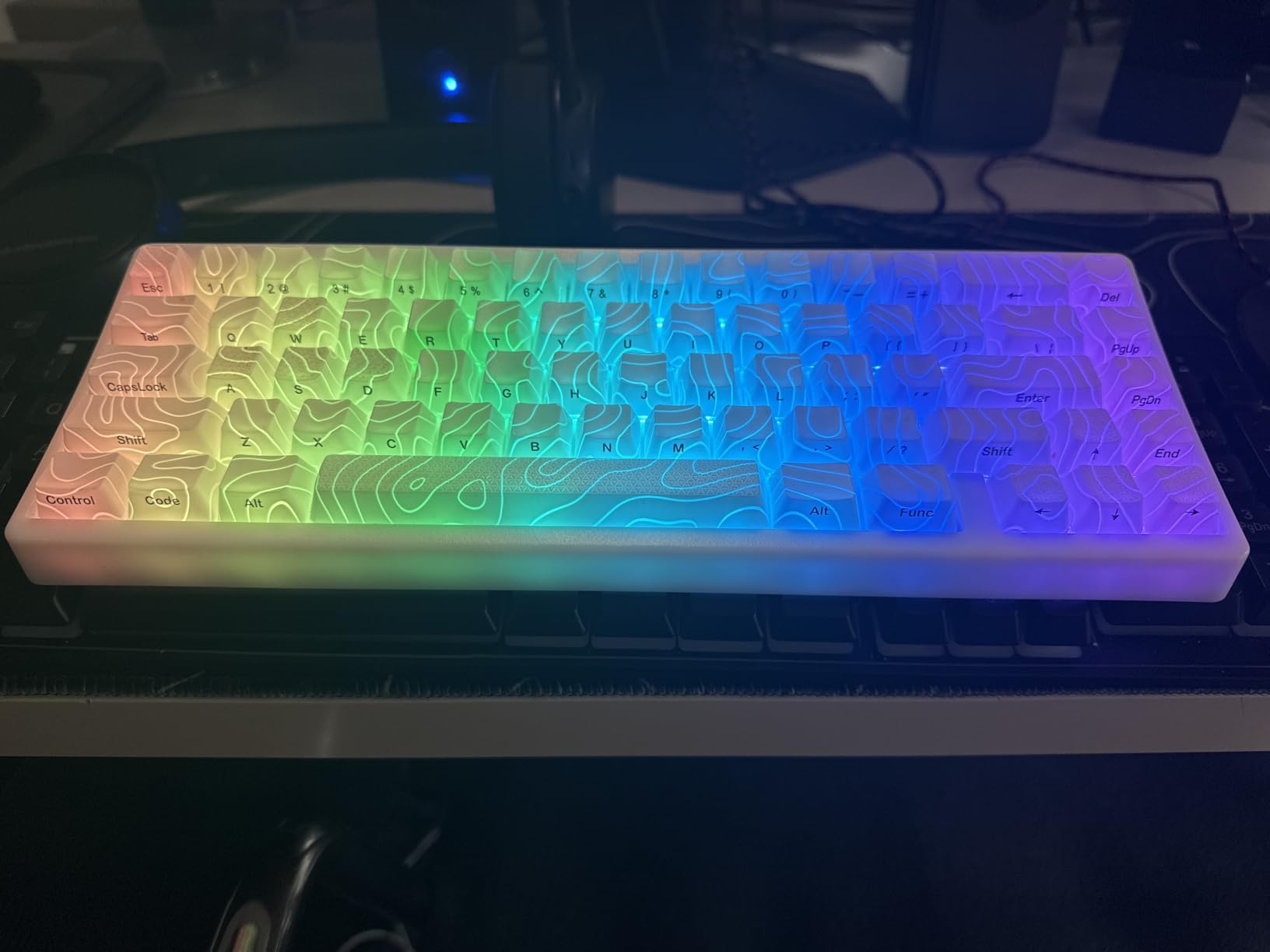 HITIME x XVX M67 Wireless 60% Percent Keyboard, QMK/VIA Topographic Gaming Keyboard, Tri-Mode Thocky Creamy Mechanical Key Board, Hot Swappable Gasket Mount RGB IMD Tech for Win/Mac(JadeStone) customer photo 2