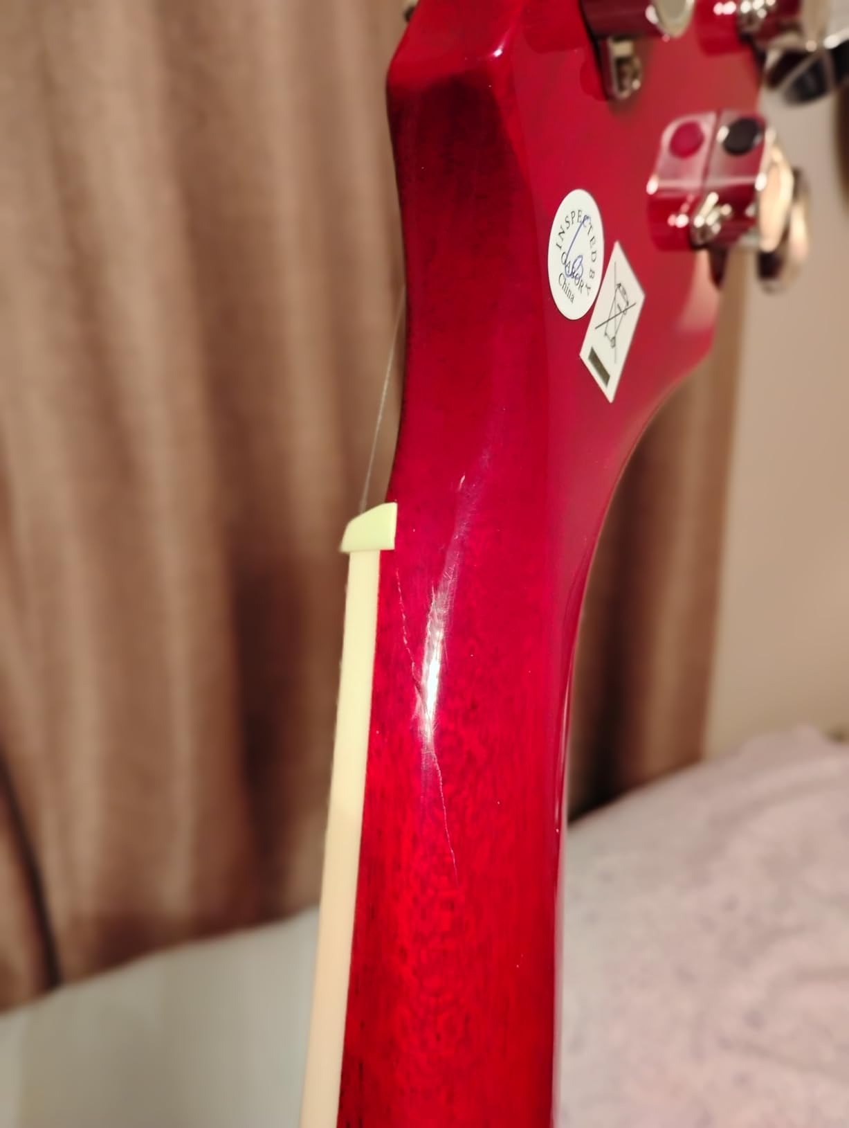 Epiphone Les Paul Tribute, Heritage Cherry Sunburst customer photo 1