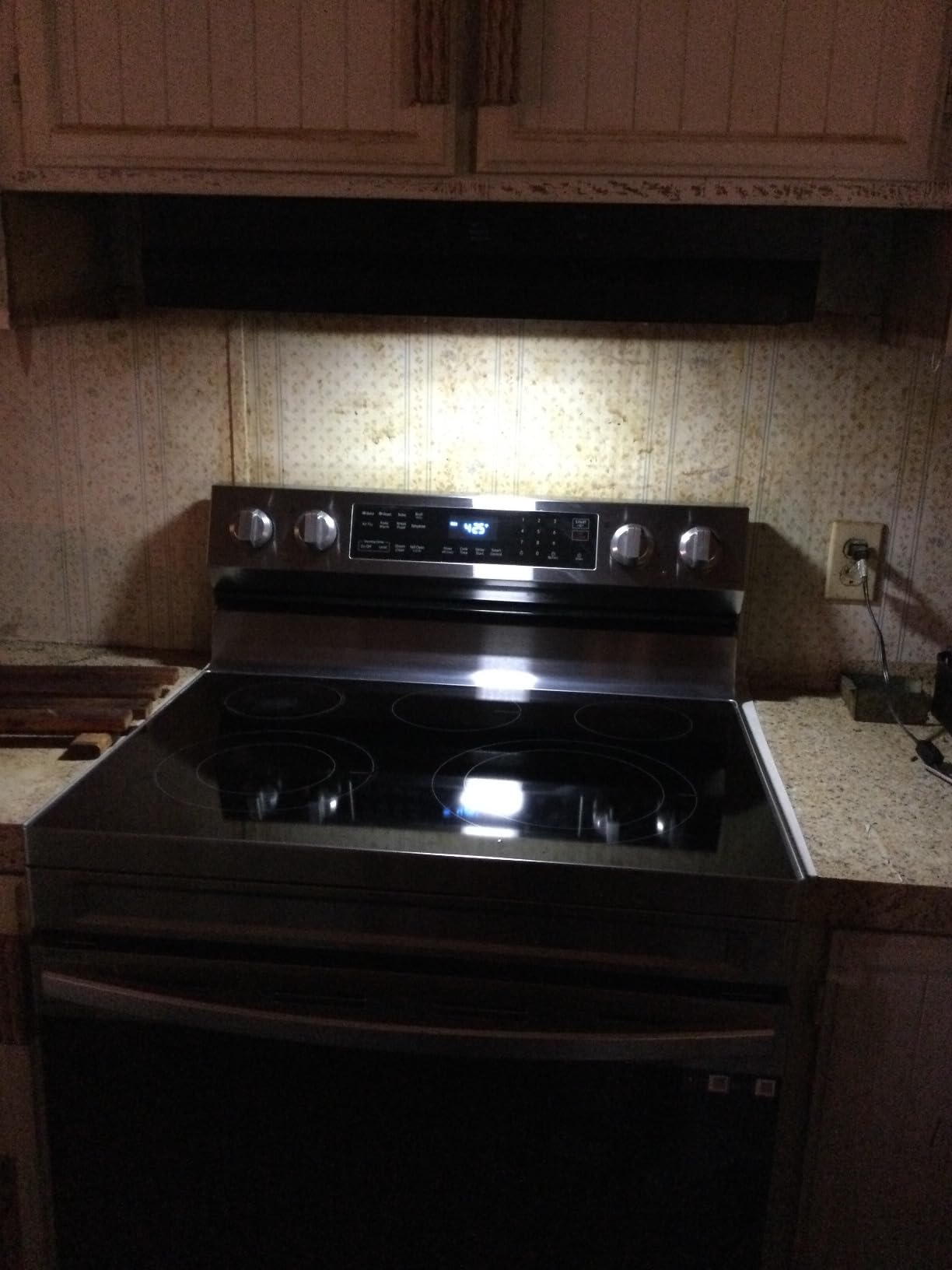 SNDOAS Under Cabinet Range Hood 24 inch,Ductless Range Hood Convertible Ducted, Kitchen Hood 24 inch,Stainless Range Hood with 2-speed Fan,Rocker Switch,Hard-wired Hood Vents for Kitchen customer photo 2