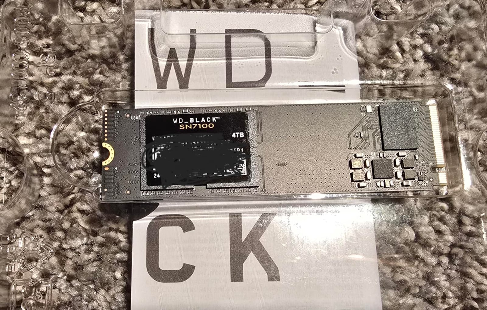 WD_Black SN7100 1TB NVMe SSD - Gen4 PCIe, M.2 2280, Up to 7,250 MB/s Read Speed, Up to 6,900 MB/s Write Speed, Next Gen TLC 3D NAND, for Laptops, Handheld Gaming Devices - WDS100T4X0E customer photo 1