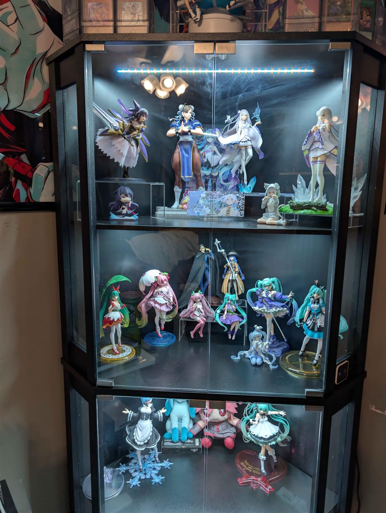 BROTTAR Lighted Corner Display Cabinet with Glass Doors for Collectibles customer photo 1