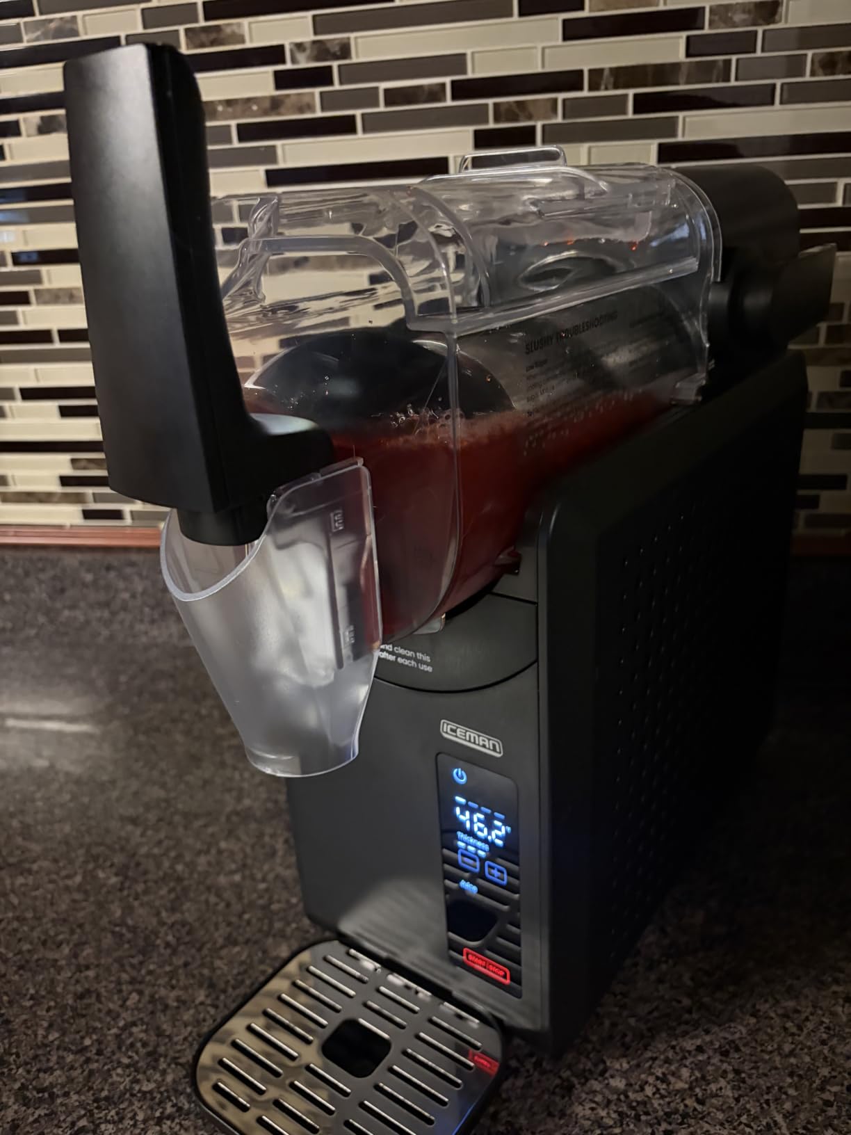 Iceman by Chefman Slush-Ease 68oz Slushie Machine, 48oz Liquid Capacity Frozen Drink Maker & Slushy Machine with 5 Presets and LED Display, Perfect for Frozen Margaritas, Frappes, Smoothies & Shakes customer photo 1