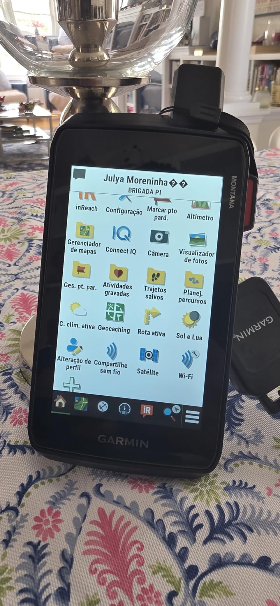 Garmin Montana® 760i, GPS Handheld Navigator, Built-in Camera, inReach® customer photo 1