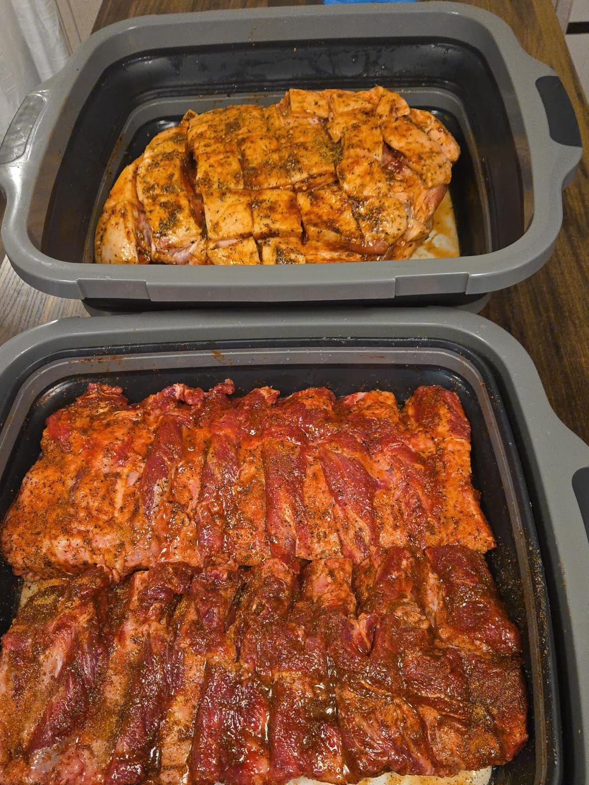 2-Pack XL Collapsible BBQ Prep Tub with Built-In Cutting Board, Lid & Strainer – Marinate, Drain & Prep – Large Food-Safe Container – Perfect for Grilling, Smoking & Outdoor Cooking (Black) customer photo 2