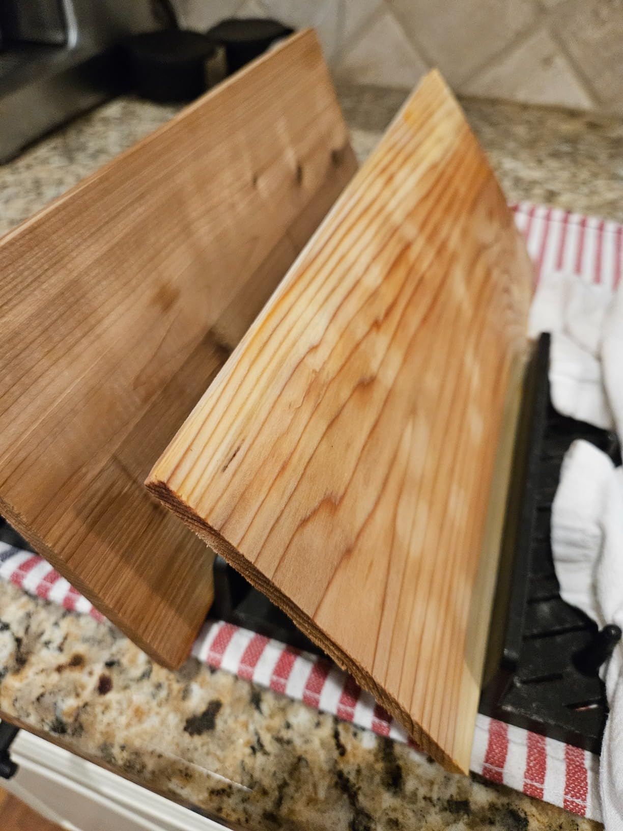 Cedar Grilling Planks (12-Pack): 5x11-2-4 Servings Each, USA-Made customer photo 1