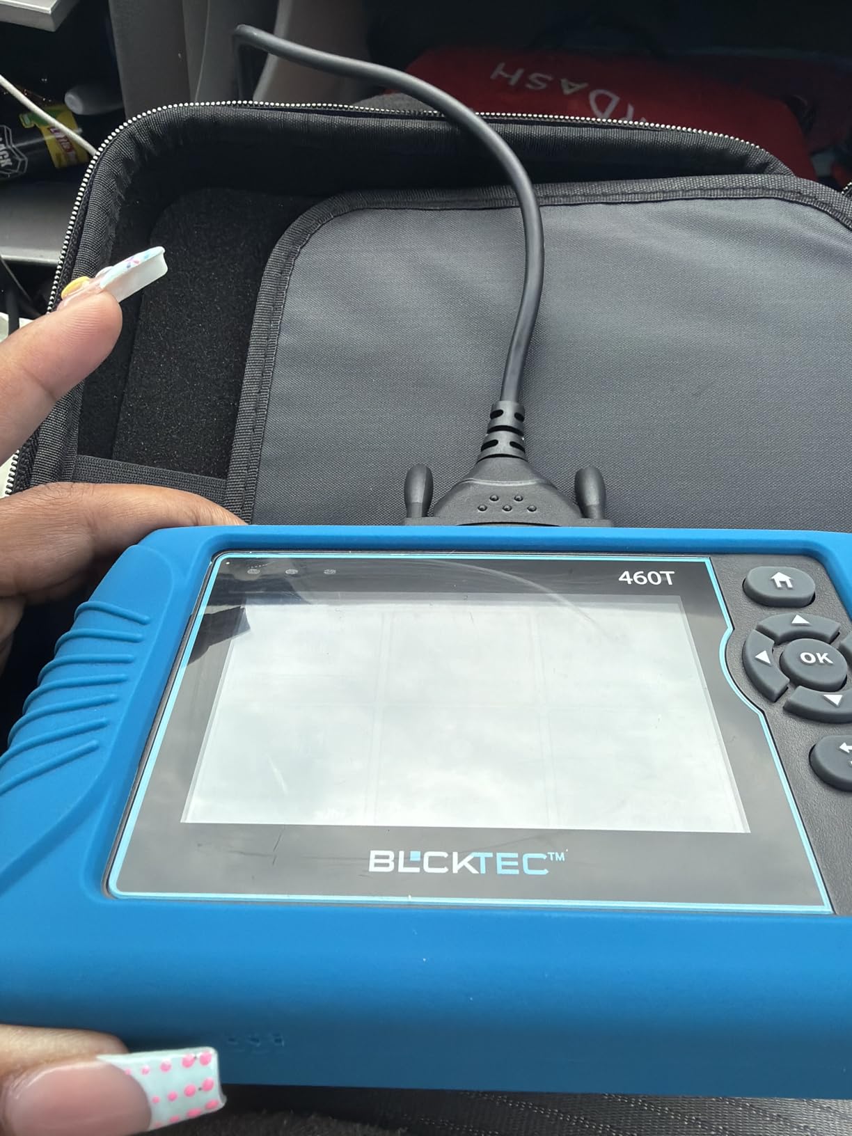 BLCKTEC 460T OBD2 Scanner Car Code Reader Engine ABS SRS Transmission Diagnostic Tool, 12 Reset Services, Oil/TPMS/EPB/BMS/SAS/DPF/Throttle Reset, ABS Bleeding, Battery Test, Auto VIN, Free Update customer photo 1