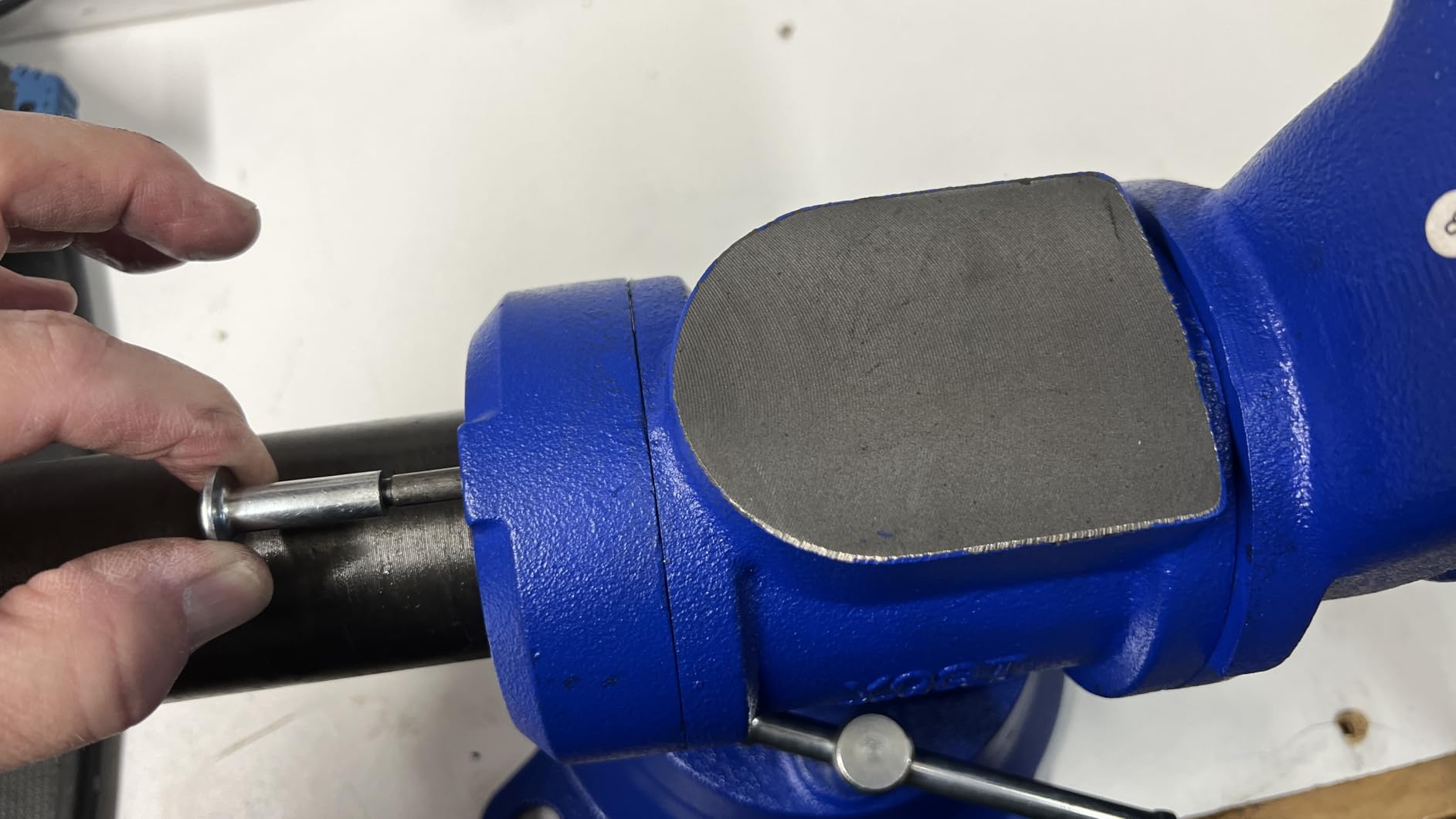 Yost Vises 760-DI Multi-Jaw Rotating Vise 6 Inch Jaw Width | 2 in 1 Multipurpose Bench and Pipe Vise | Secure Grip with Swivel Base | Made with a Combination of Ductile Iron & Hardened Steel customer photo 2